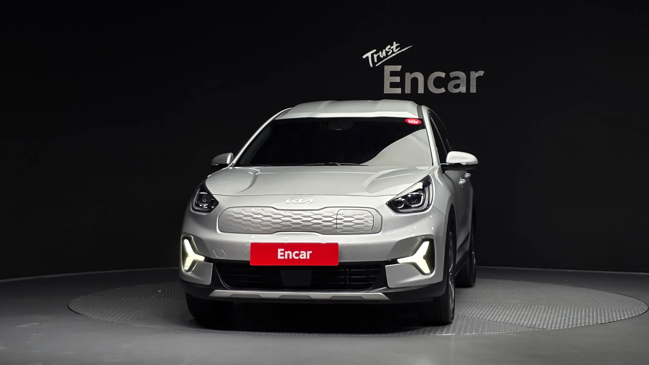 Kia 니로 플러스 2022 2/5