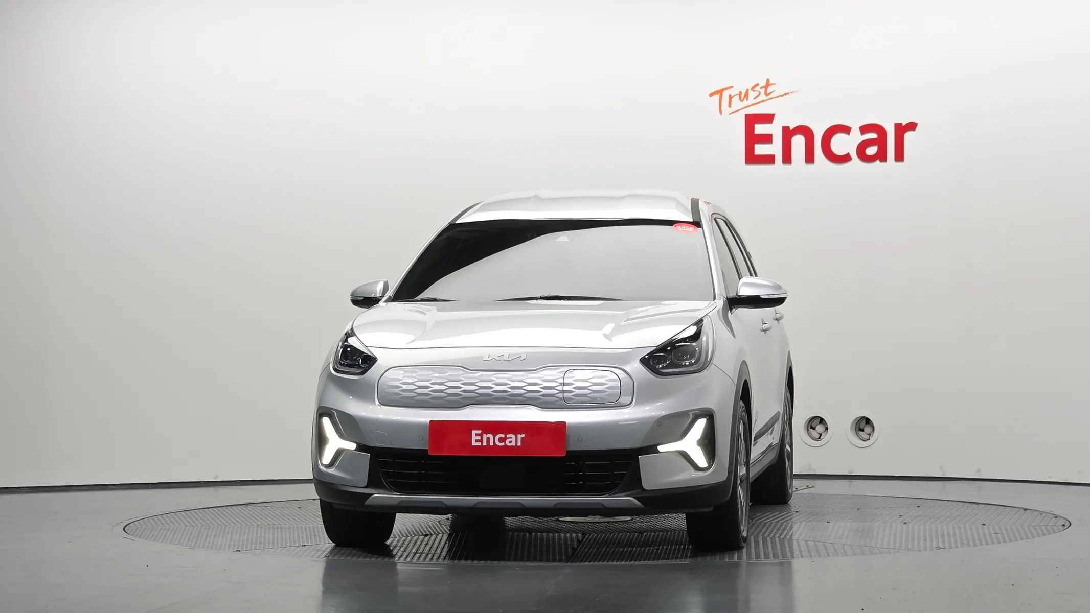 Kia 니로 플러스 2022 2/5