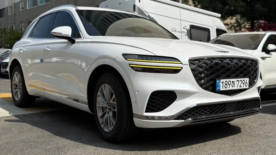Genesis GV70 2.5T 2WD 2026 3/15
