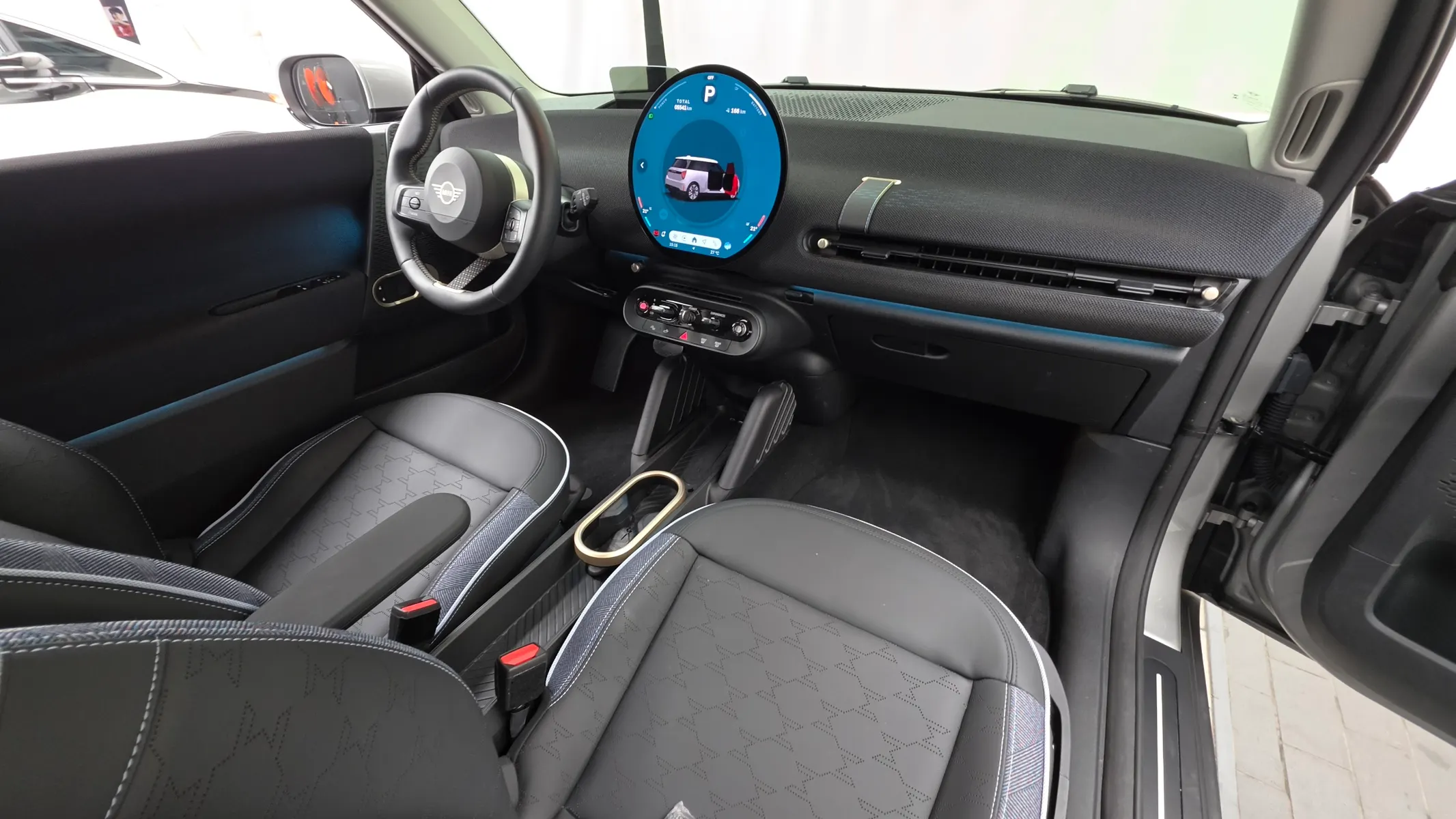 MINI 4 SE 2024 4/5