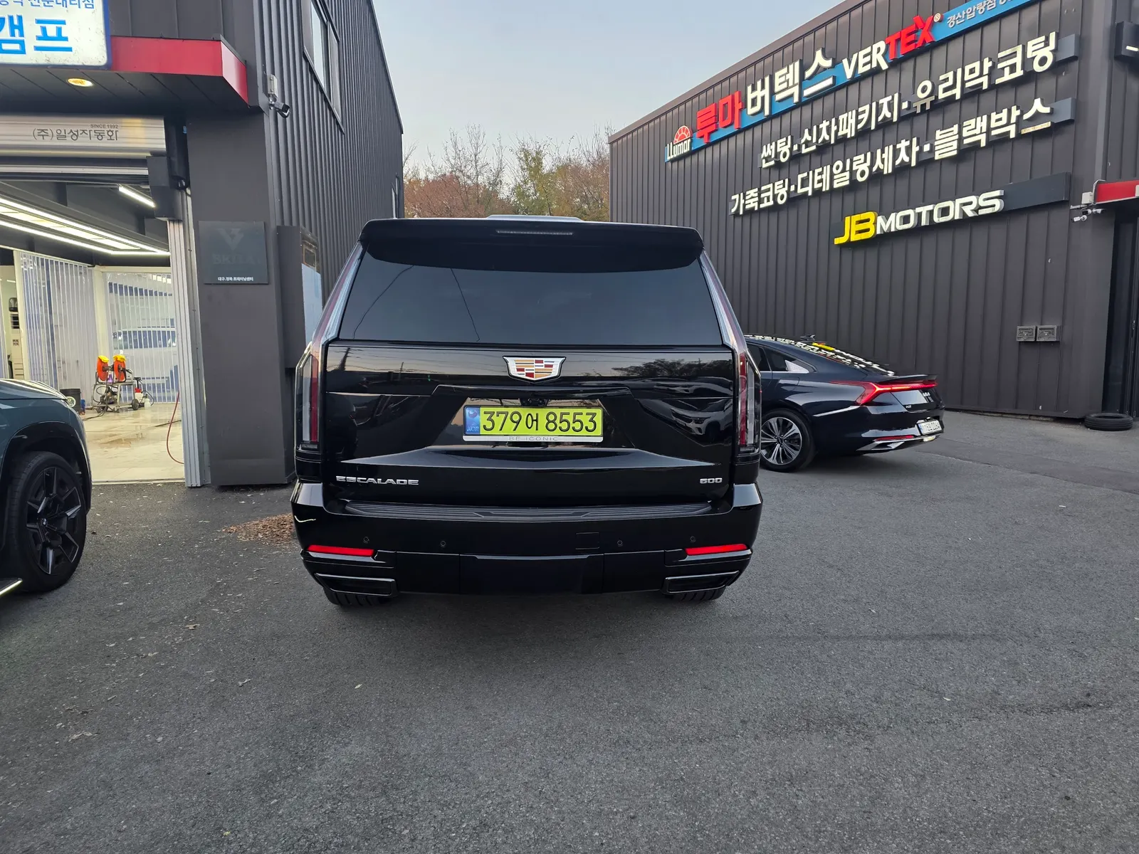 Cadillac 5 6.2 2025 2/5