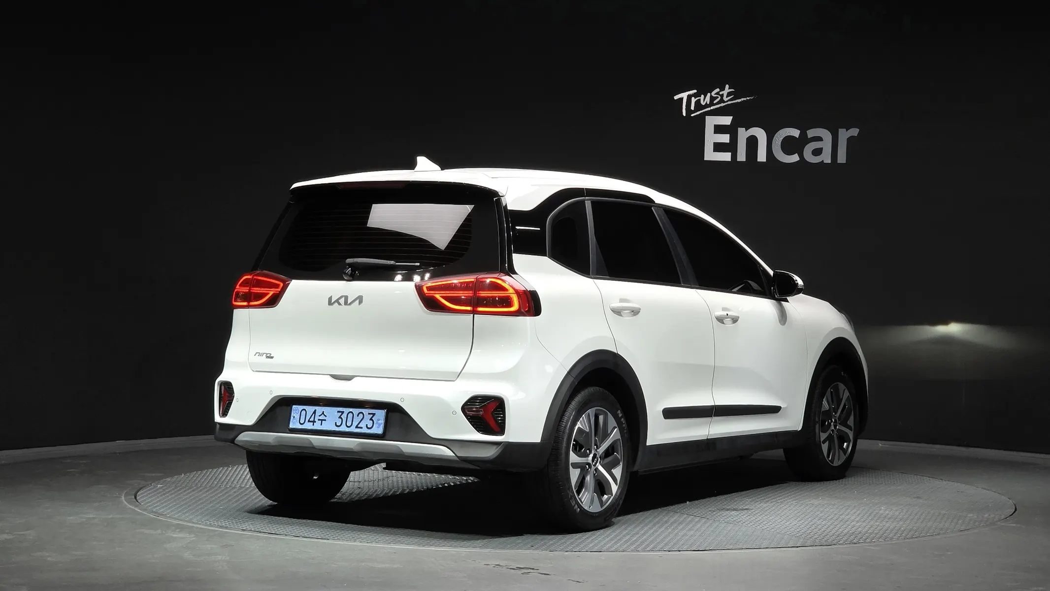 Kia 니로 플러스 2022 2/32