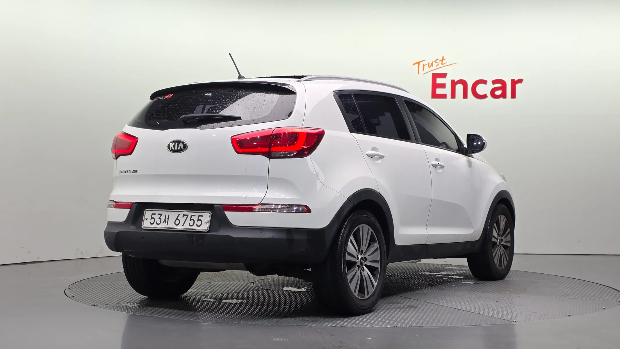 Kia R 2WD 2013 2/32