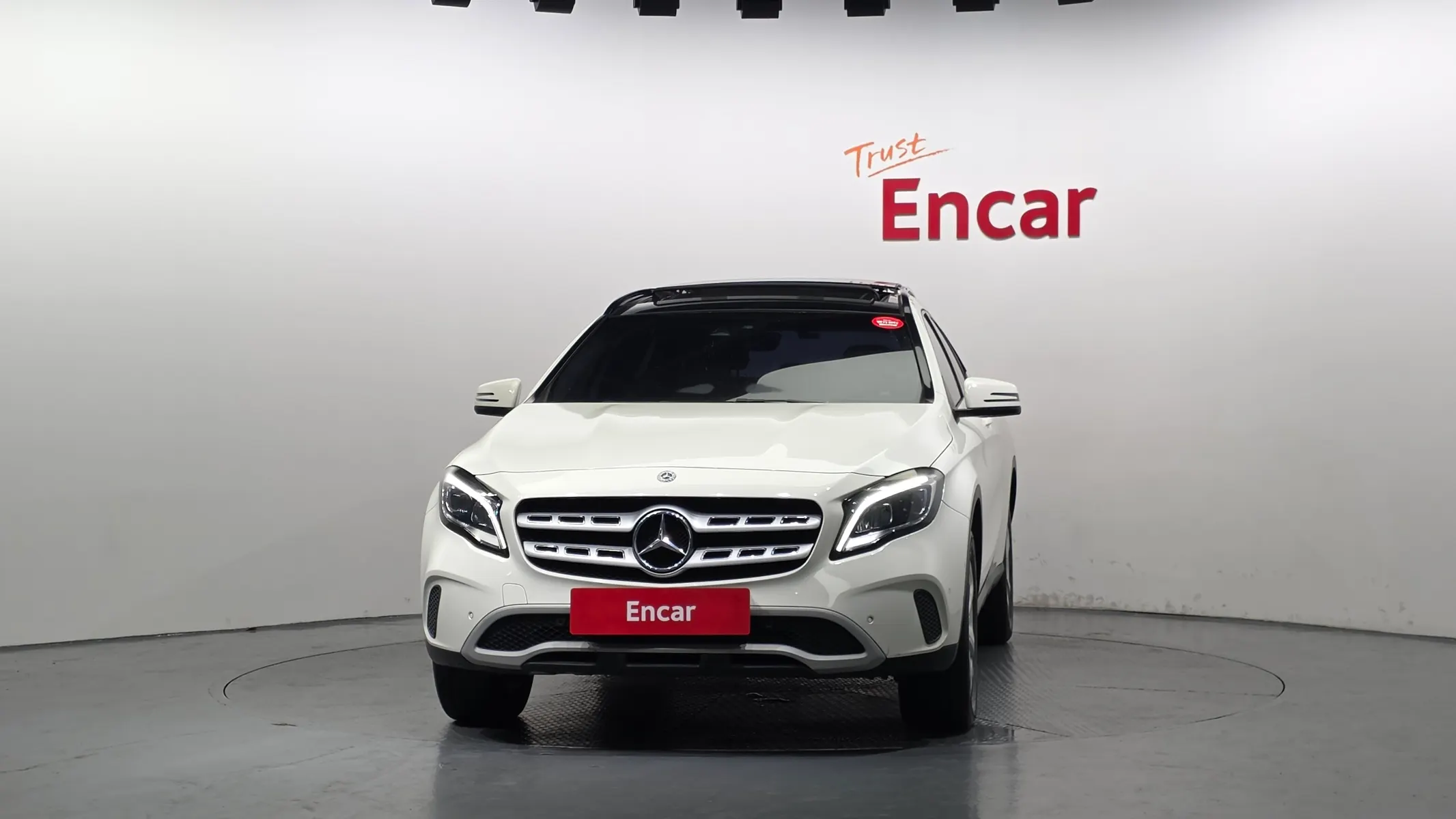 Mercedes-Benz GLA-Class X156 GLA220 2017 3/35