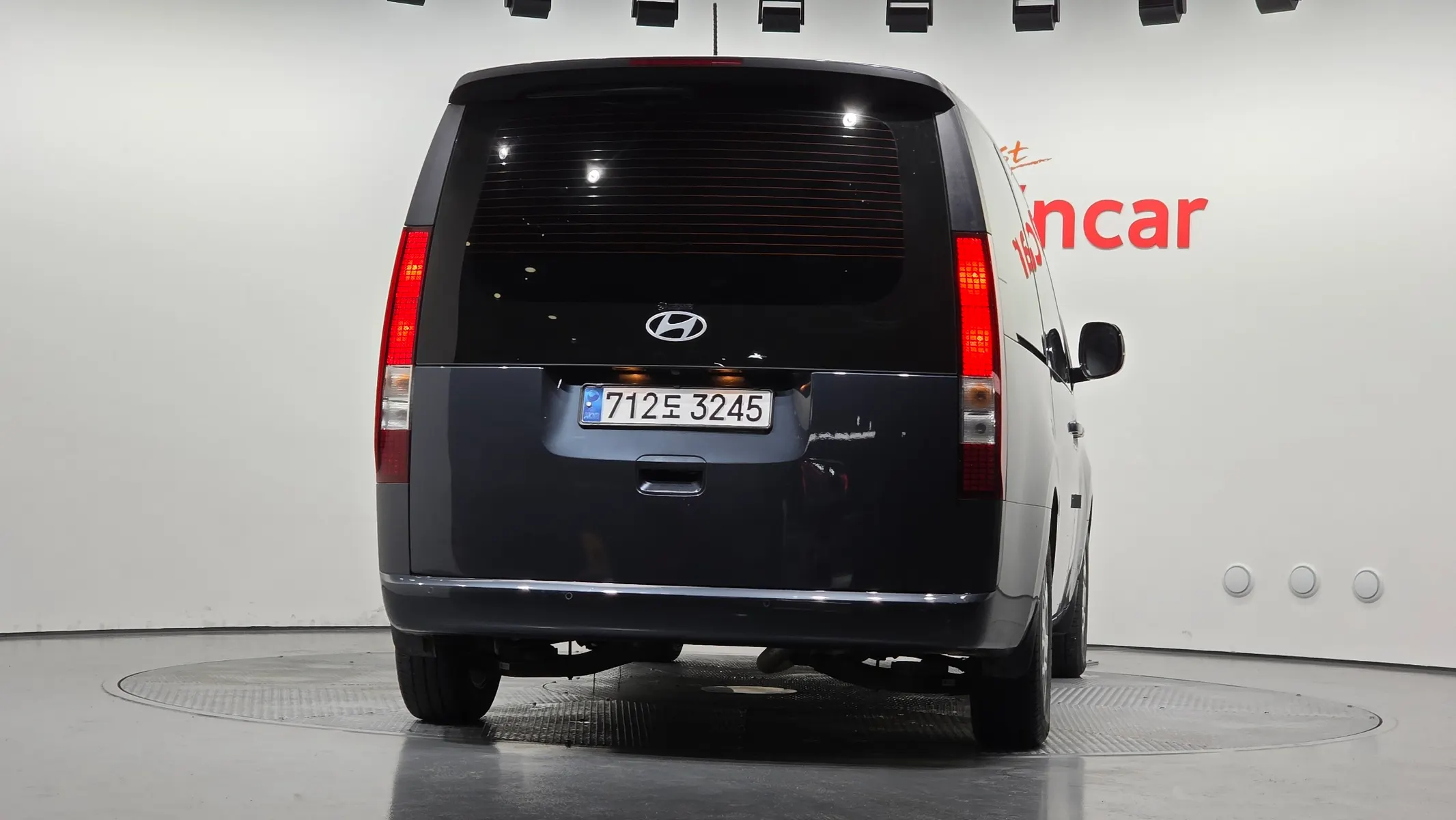Hyundai Staria HEV 1.6 11 2024 3/5