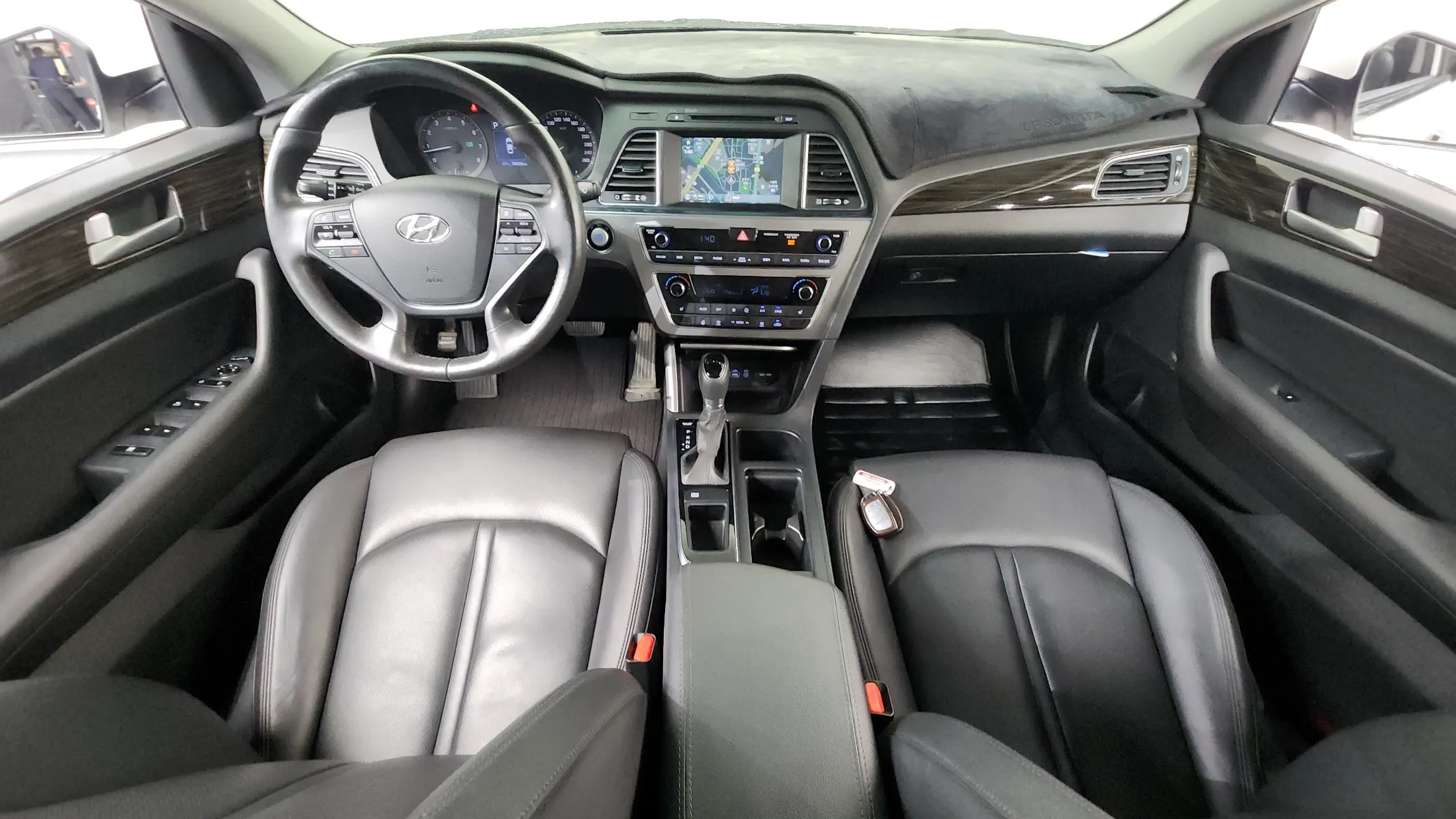 Hyundai LF 2.0 2015 4/5