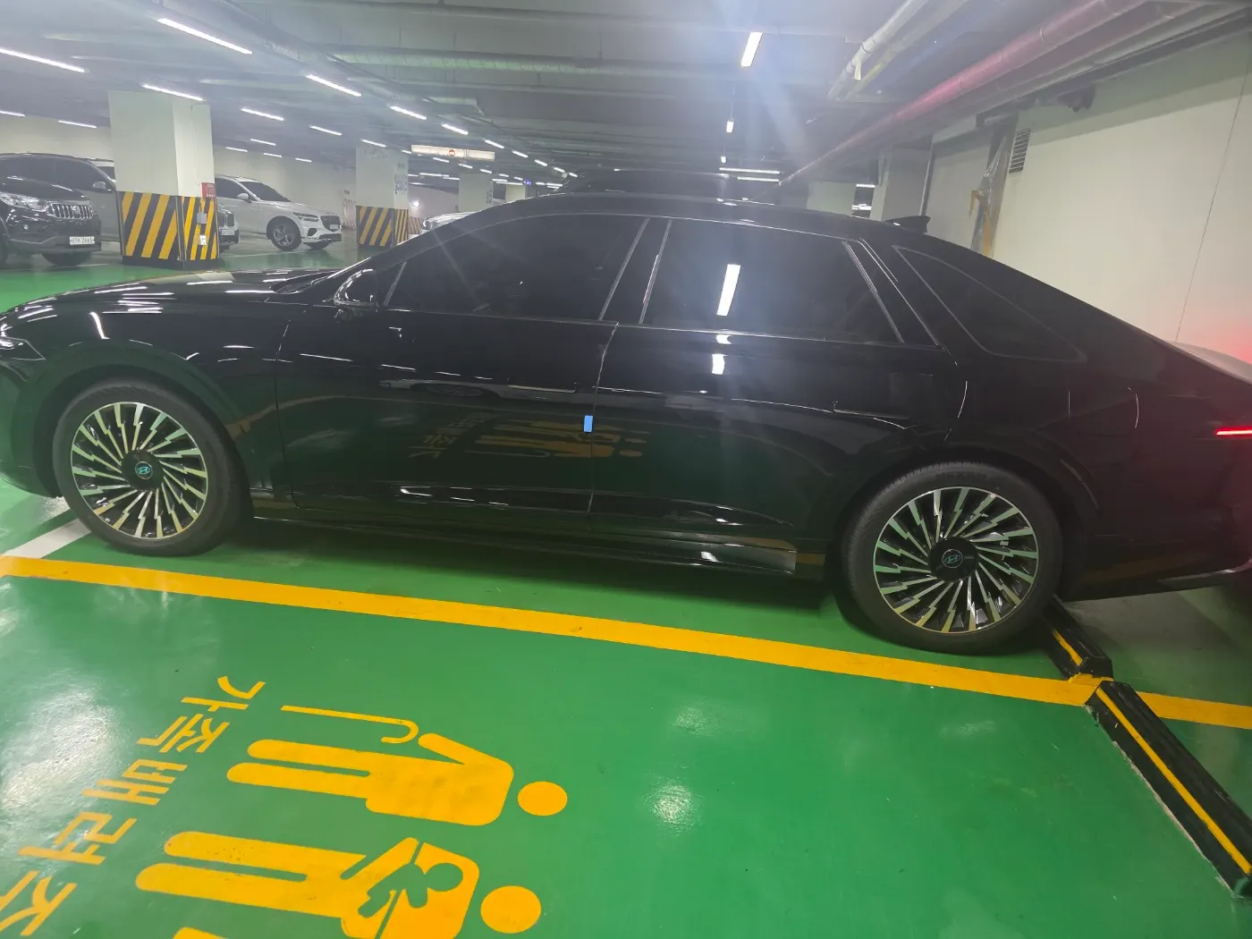 Hyundai (GN7) 2026 2/7