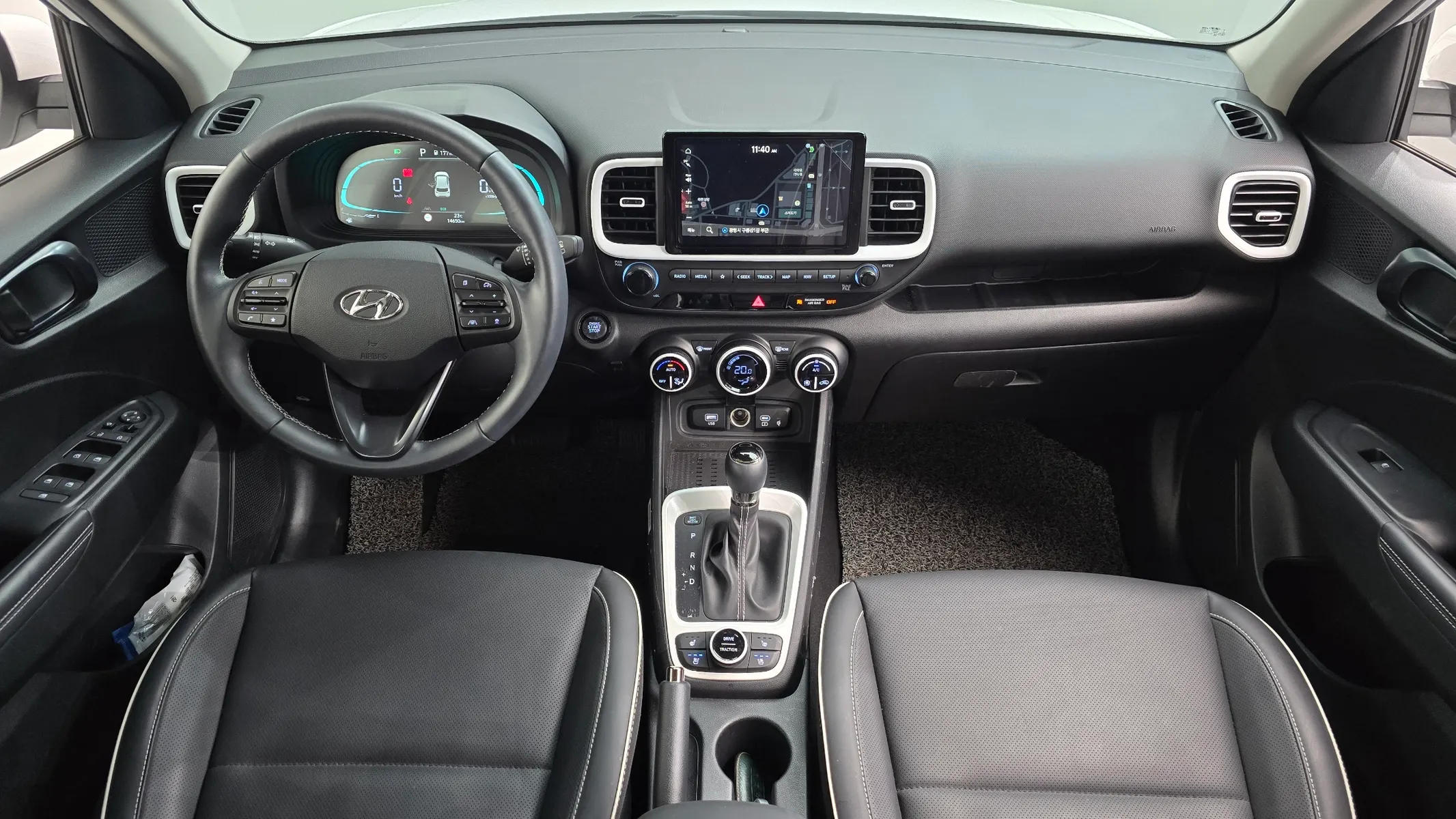 Hyundai Venue 1.6 2024 4/5