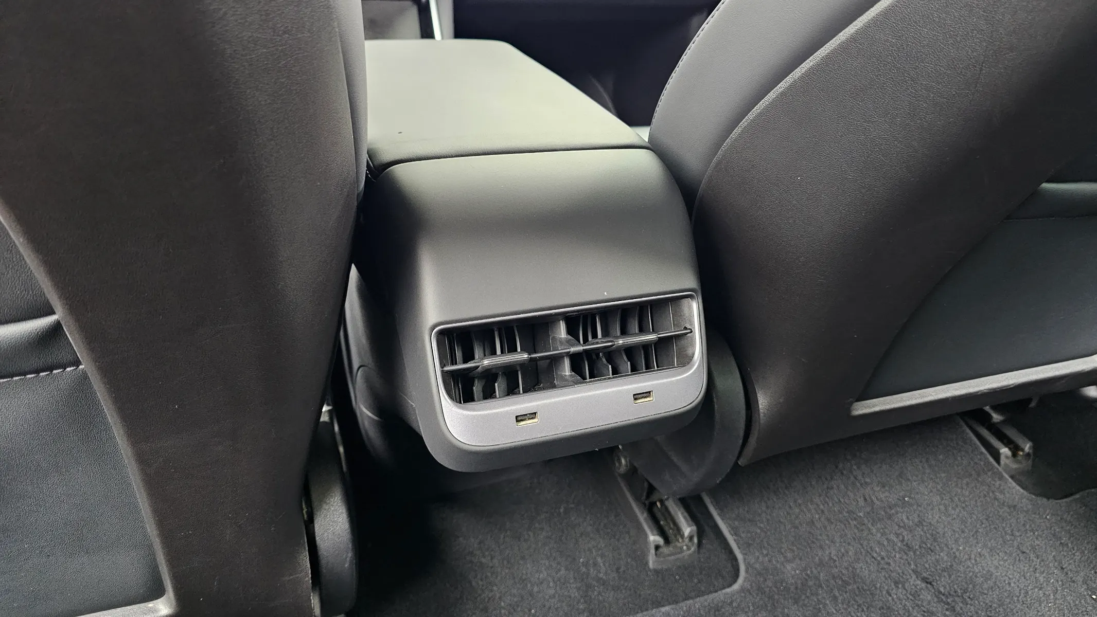 Tesla 3 RWD 2020 30/31