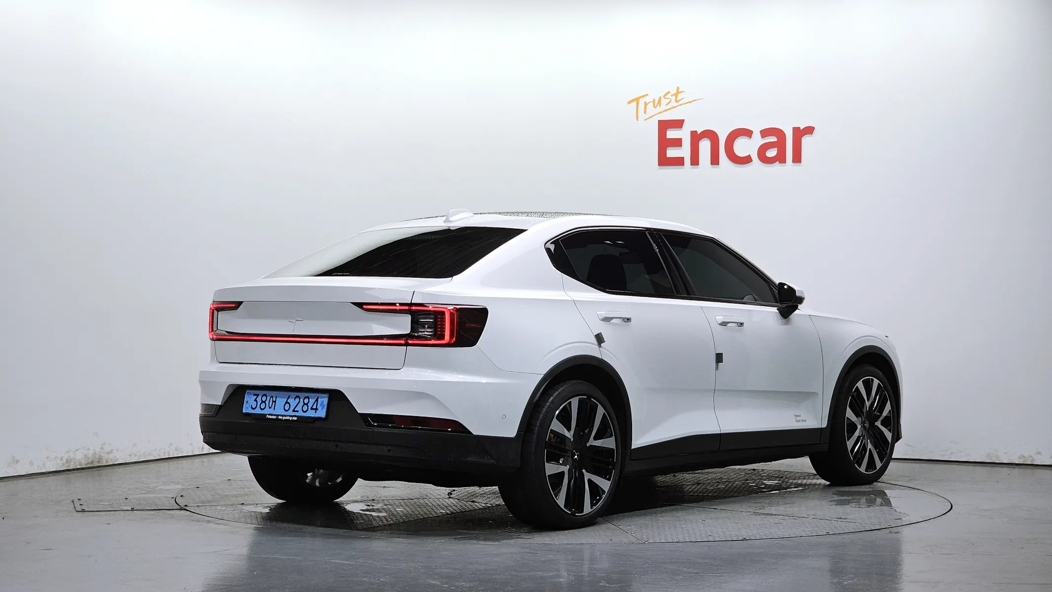Polestar 2 2024 2/33