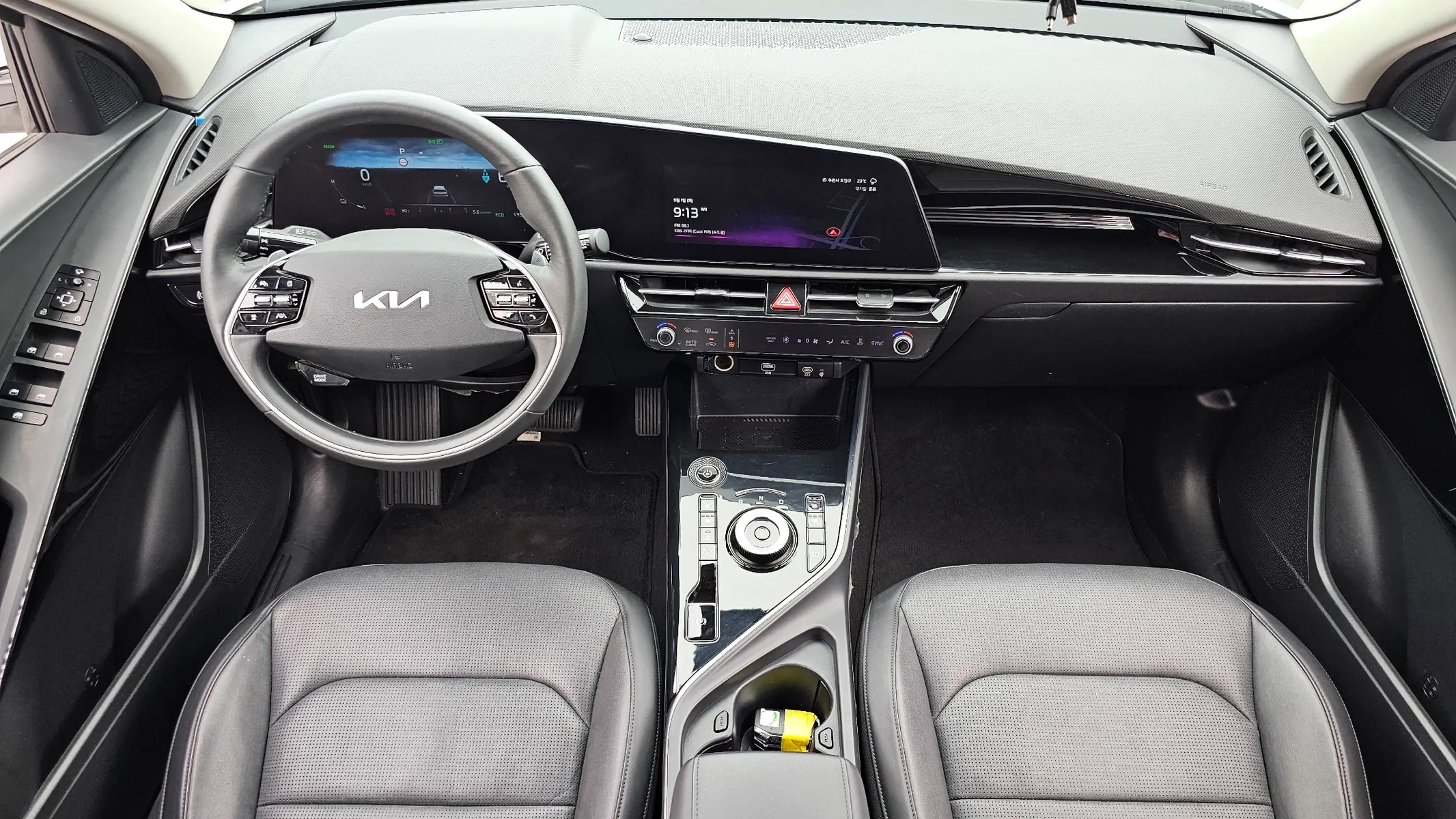 Kia EV 2022 4/5