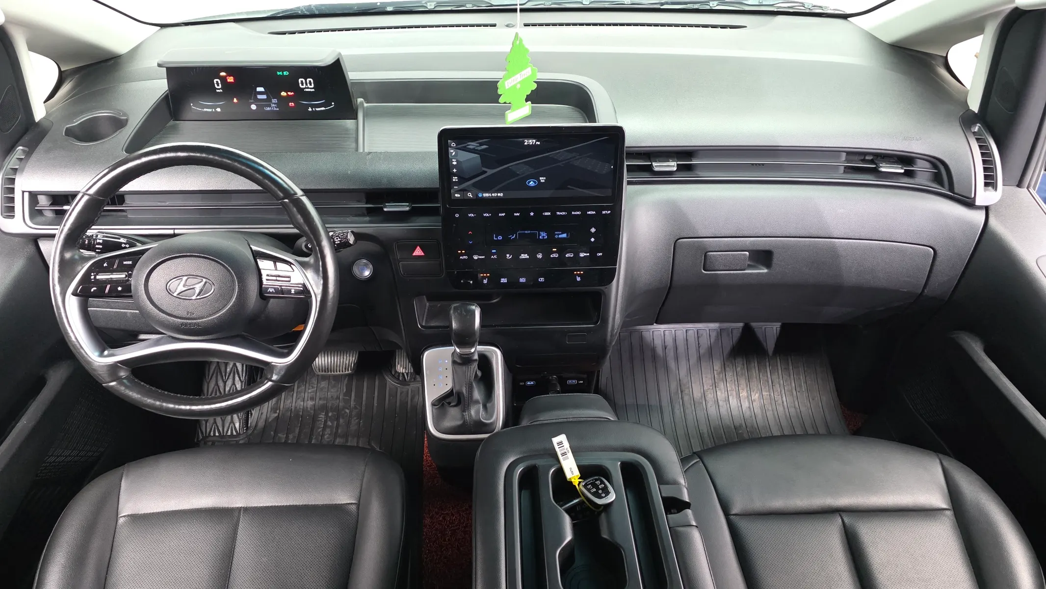 Hyundai Staria 11 2023 4/5