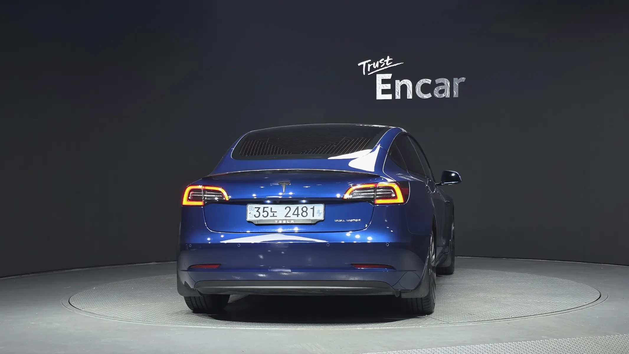 Tesla 3 AWD 2020 3/5