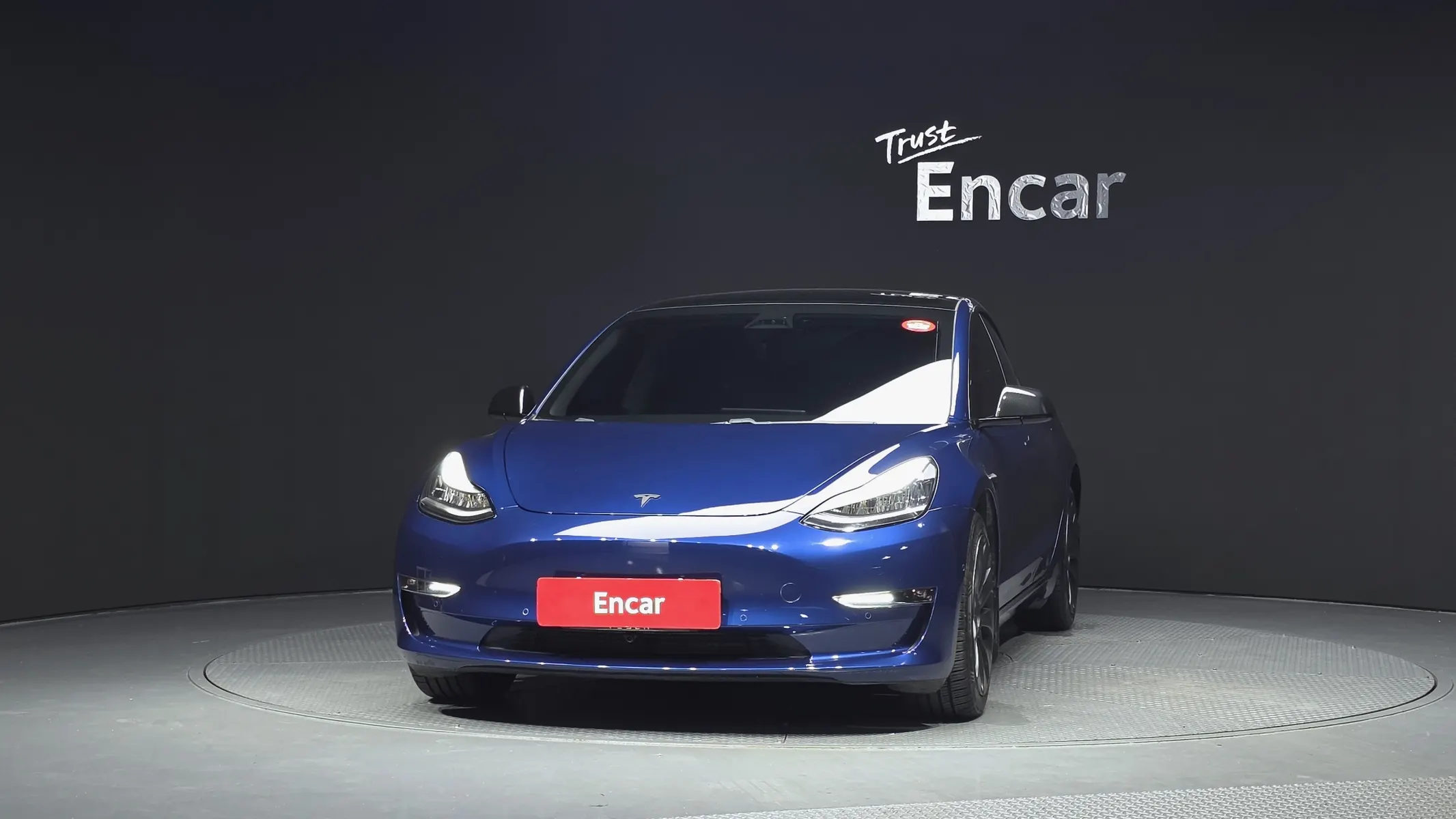 Tesla 3 AWD 2020 2/5
