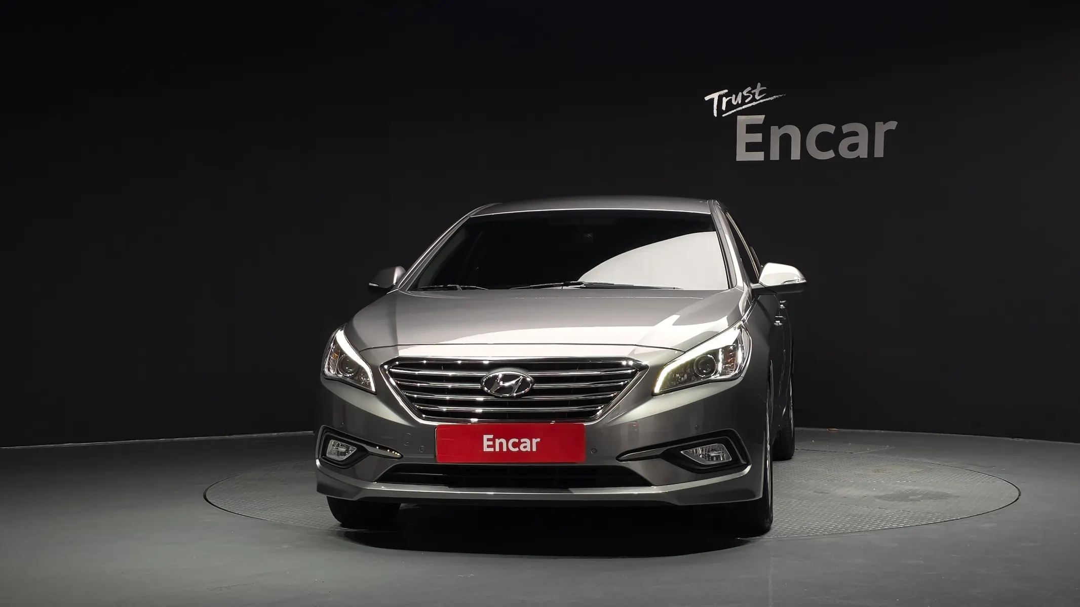 Hyundai LF 2.0 2017 2/5