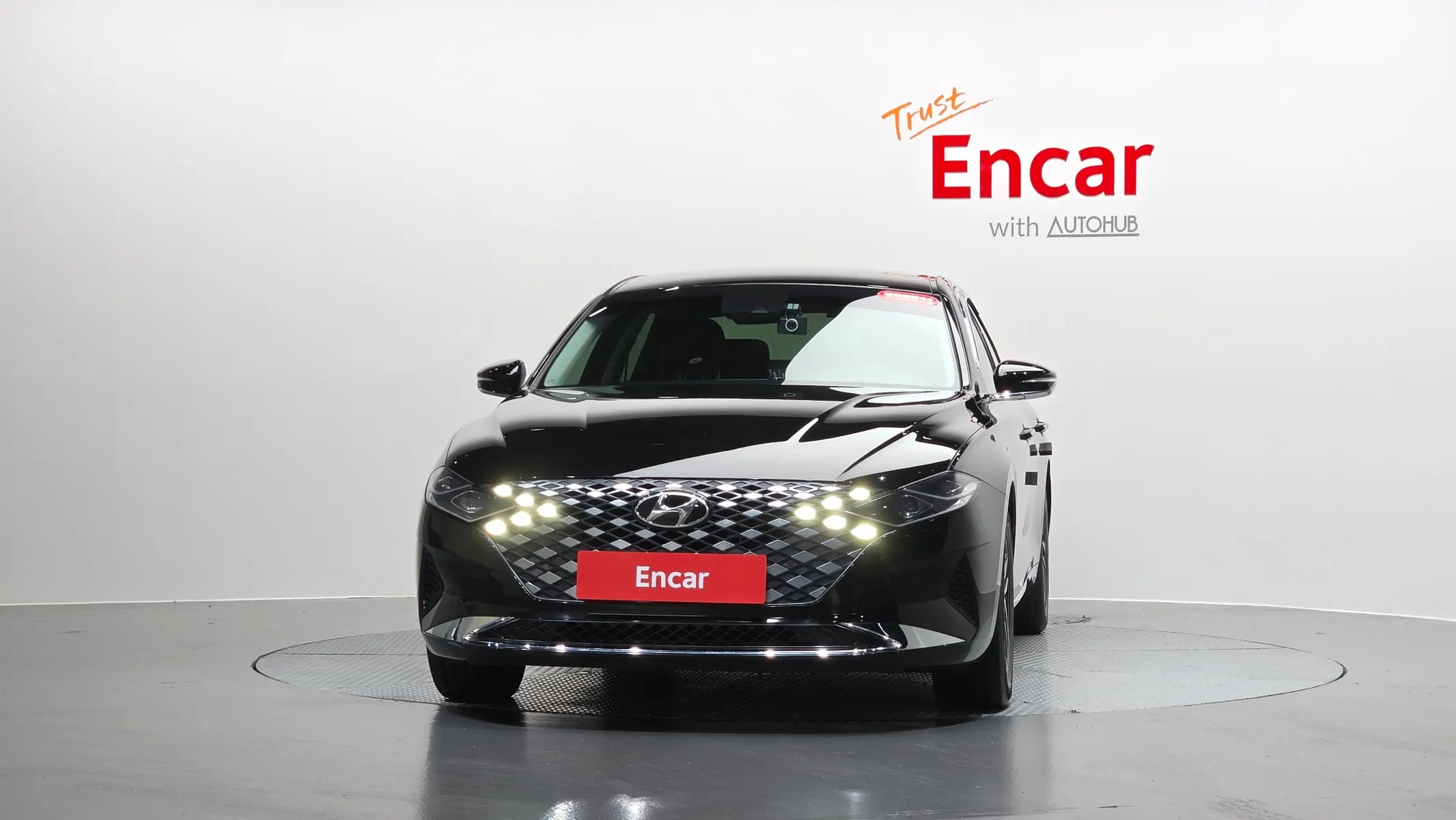 Hyundai IG 3.0 LPi () 2020 2/5