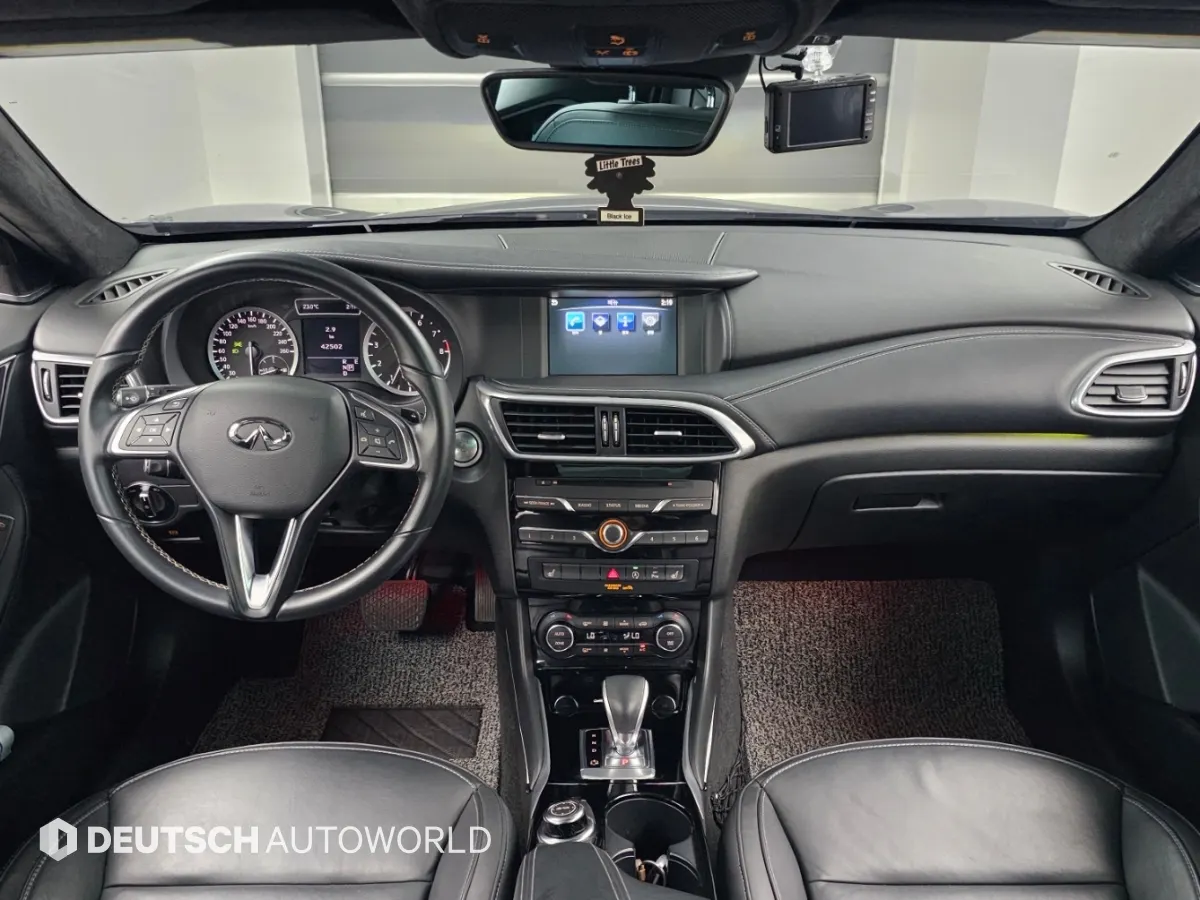 Infiniti QX30 2.0 AWD 2019 4/5