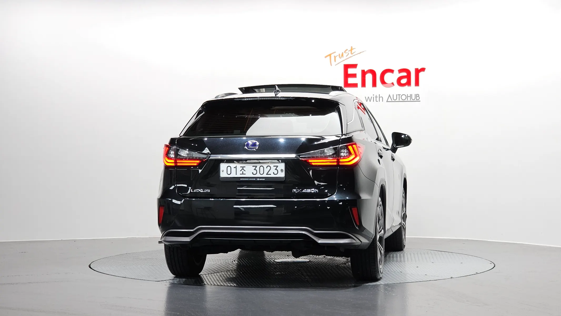 Lexus RX450h 4 2019 3/5