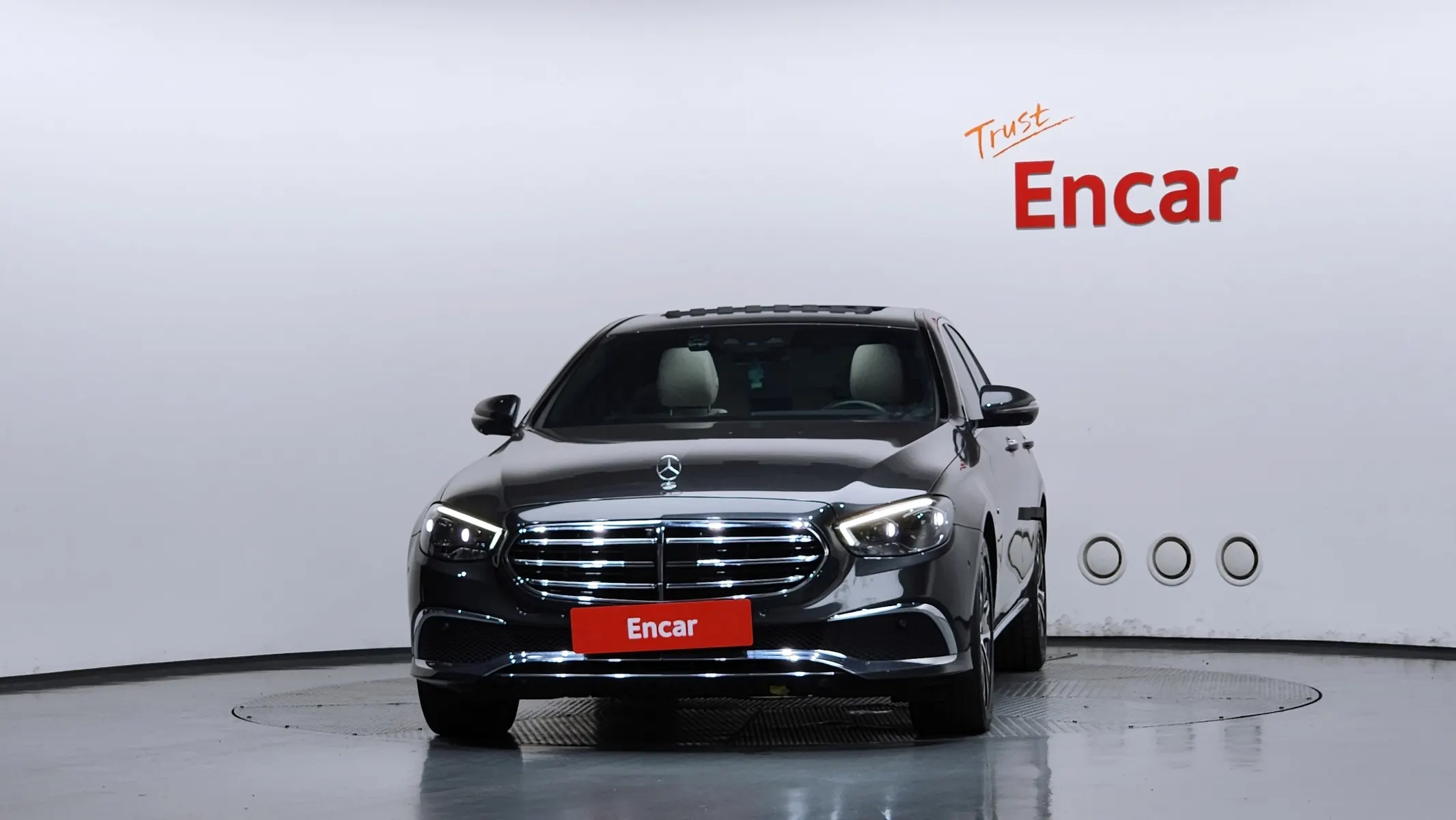 Mercedes-Benz E-Class W213 E300e 4MATIC 2021 3/34