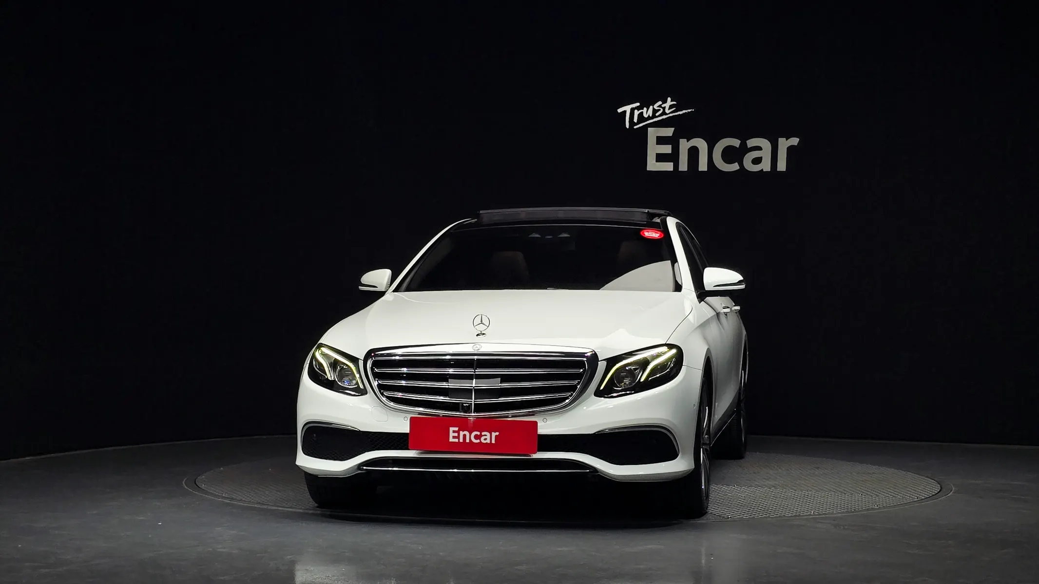 Mercedes-Benz E-Class W213 E400 4MATIC 2017 3/21