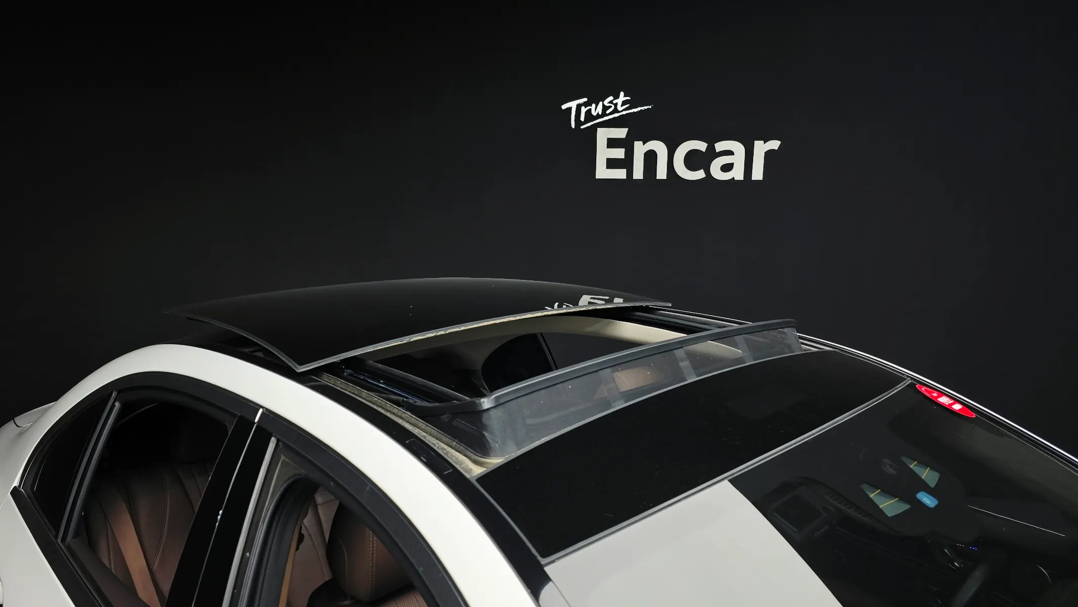 Mercedes-Benz E-Class W213 E400 4MATIC 2017 20/21