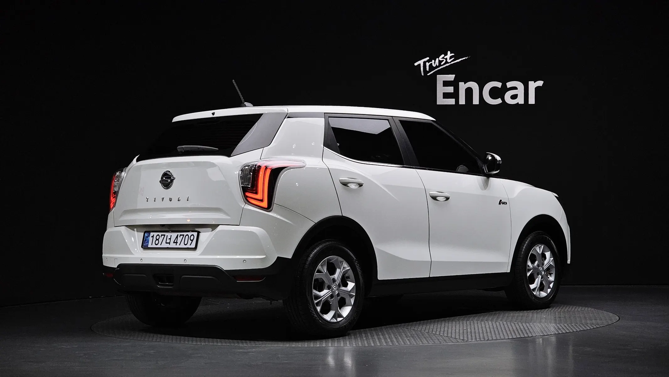 KG Mobility 베리 티볼리 1.5 2WD 2022 2/31