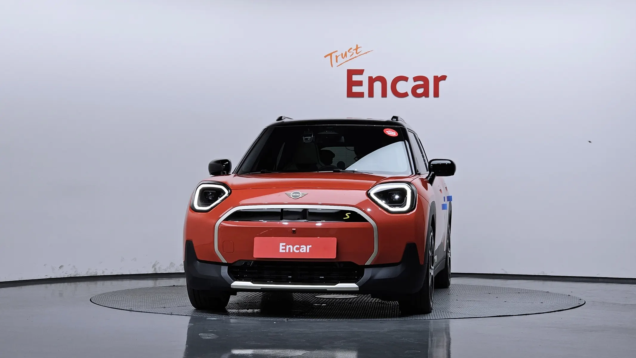 MINI 1 SE 2025 2/5