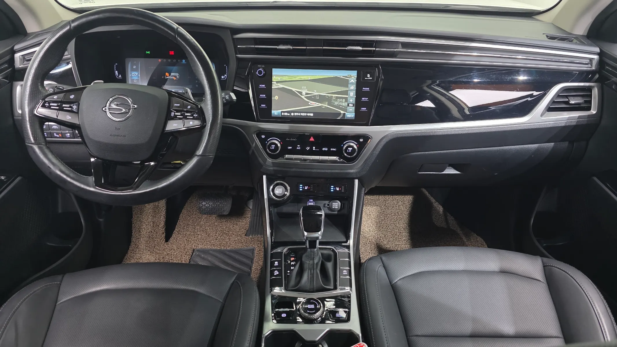 KG Mobility 뷰티풀 코란도 1.6 2WD C7 2019 4/5