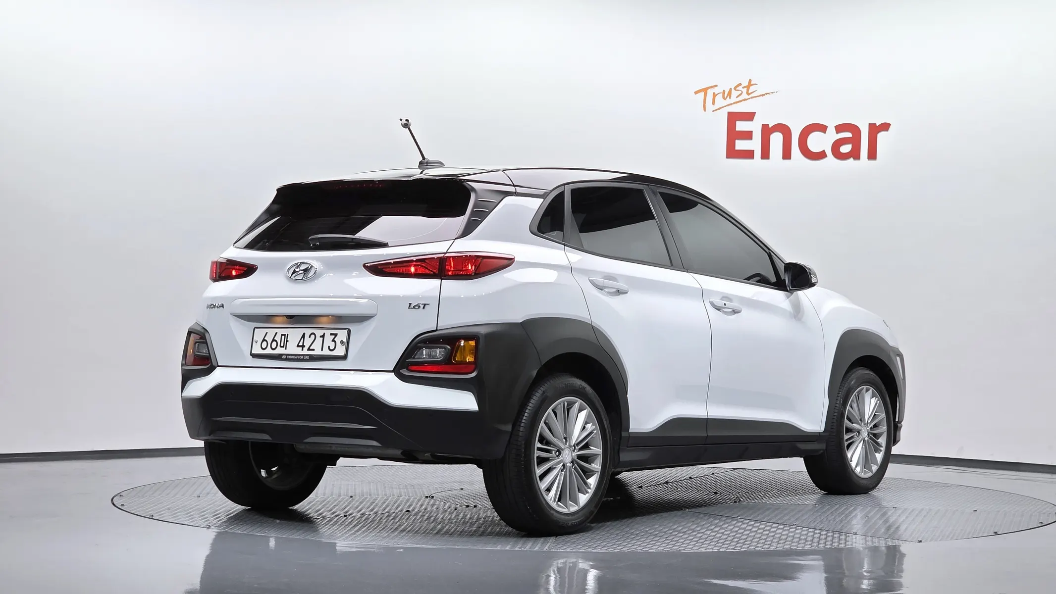 Hyundai Kona 1.6 2WD 2018 2/32