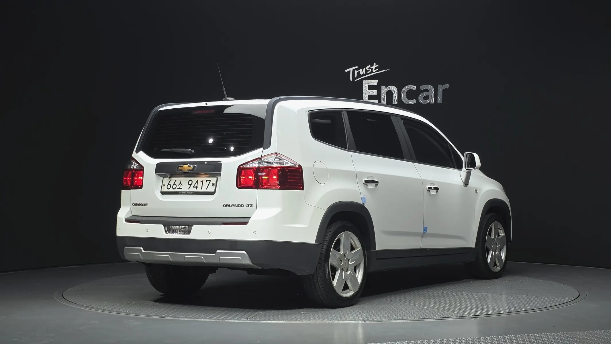 Chevrolet 올란도 2.0 LTZ 2012 2/33