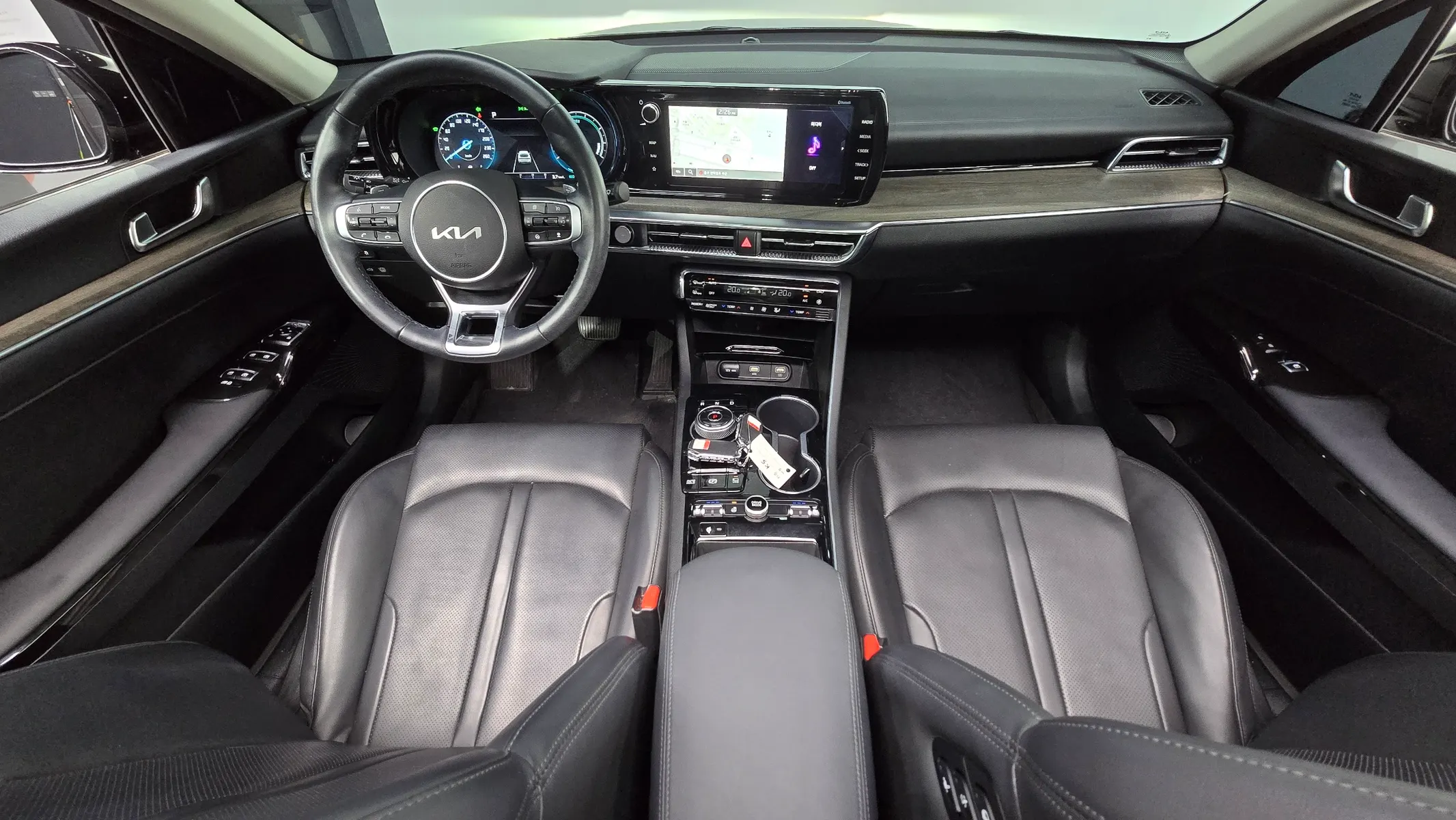 Kia K5 3 2023 4/5