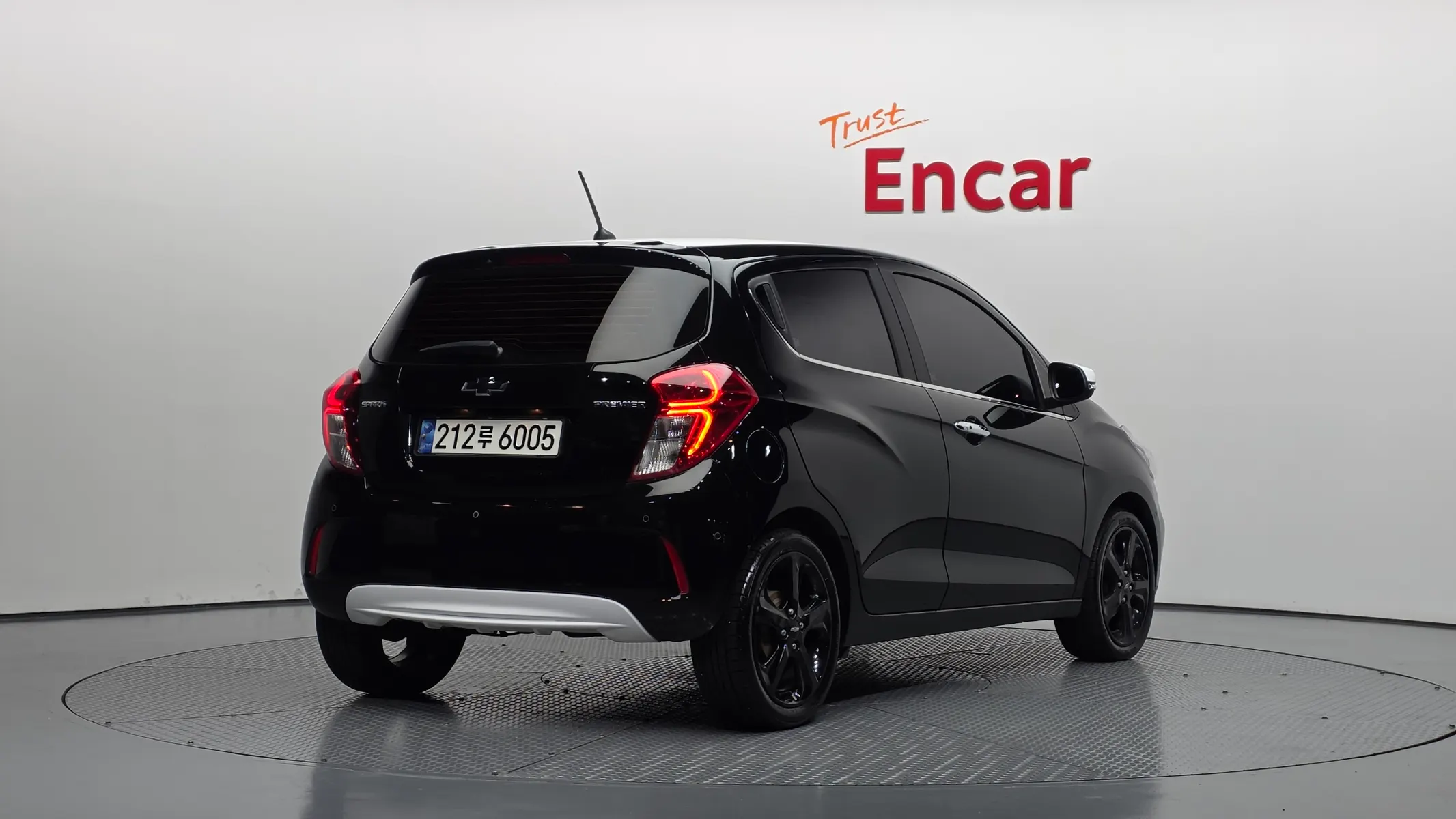 Chevrolet Spark 2021 2/32