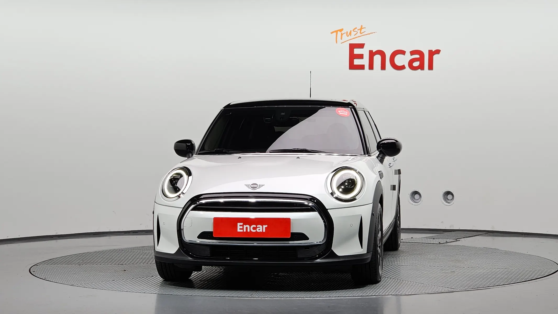 MINI 쿠퍼 5 2023 2/5
