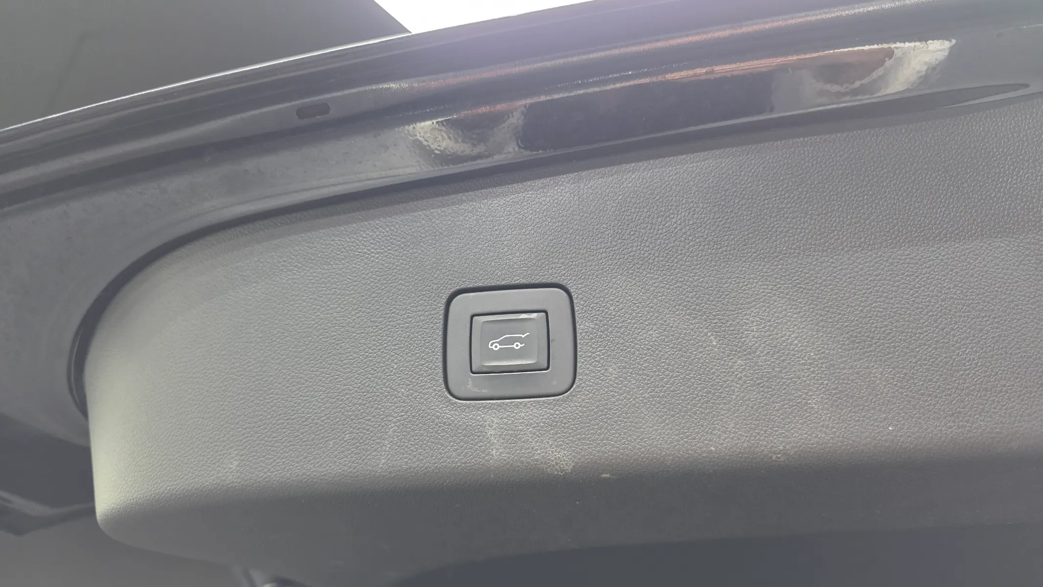 Chevrolet 트랙스 크로스오버 1.2 RS 2023 32/33