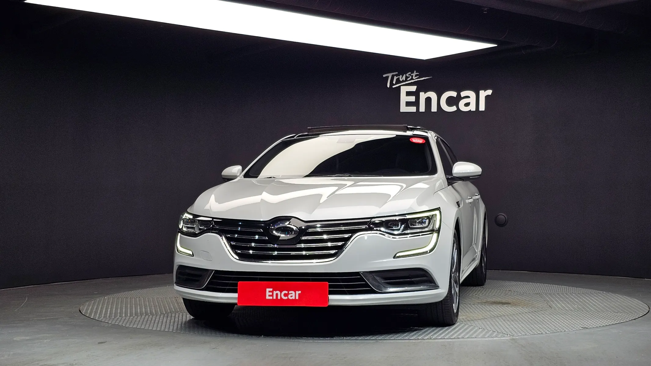 Renault Korea SM6 2.0 LPe LE () 2016 2/5