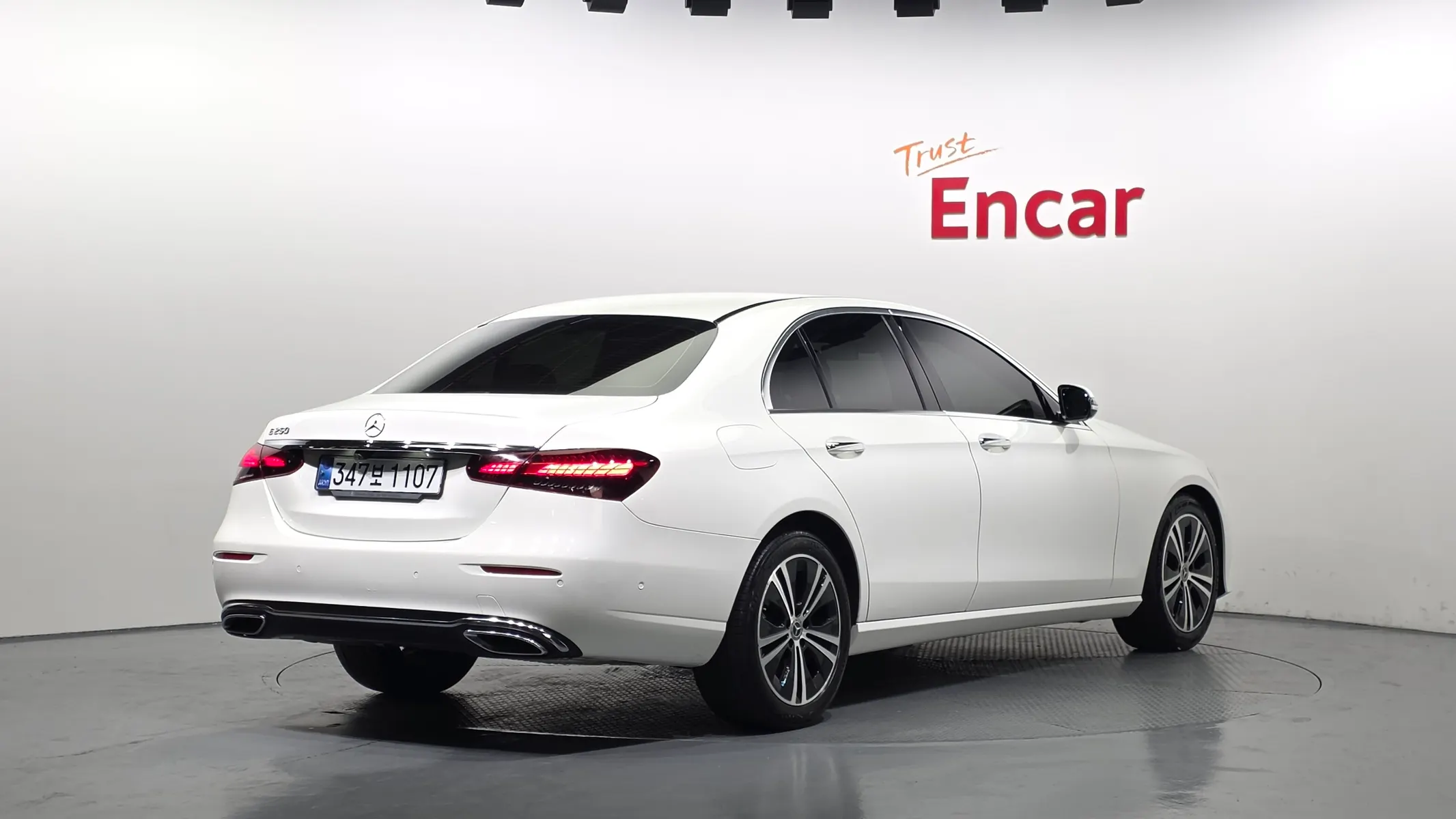 Mercedes-Benz E-Class W213 E250 2021 2/35