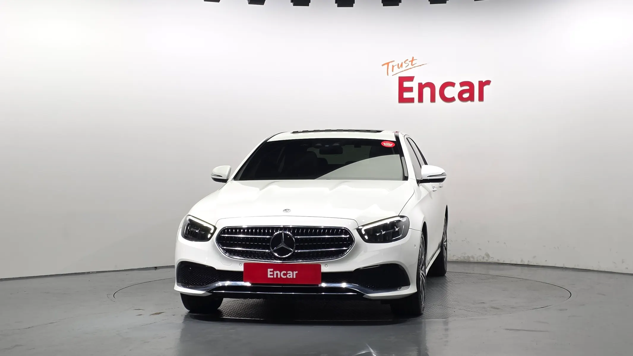Mercedes-Benz E-Class W213 E250 2021 3/35