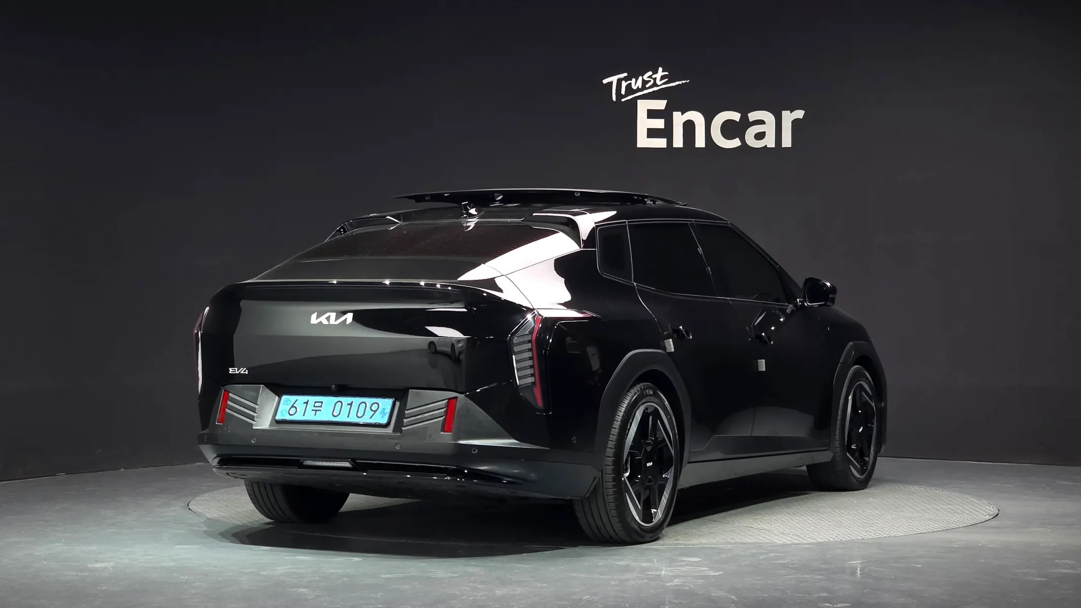 Kia EV4 2WD 2025 2/33