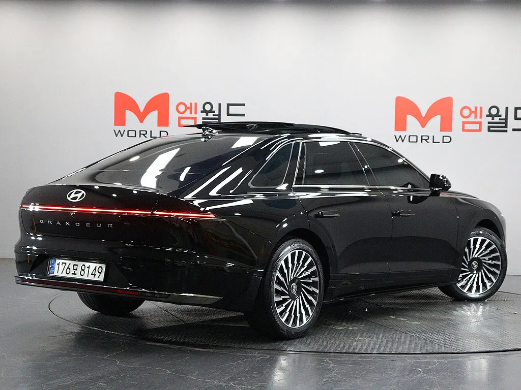 Hyundai (GN7) 2024 2/5