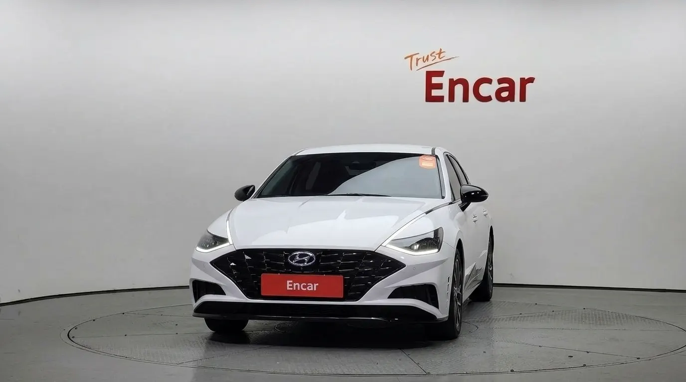Hyundai (DN8) 2.0 2022 2/5