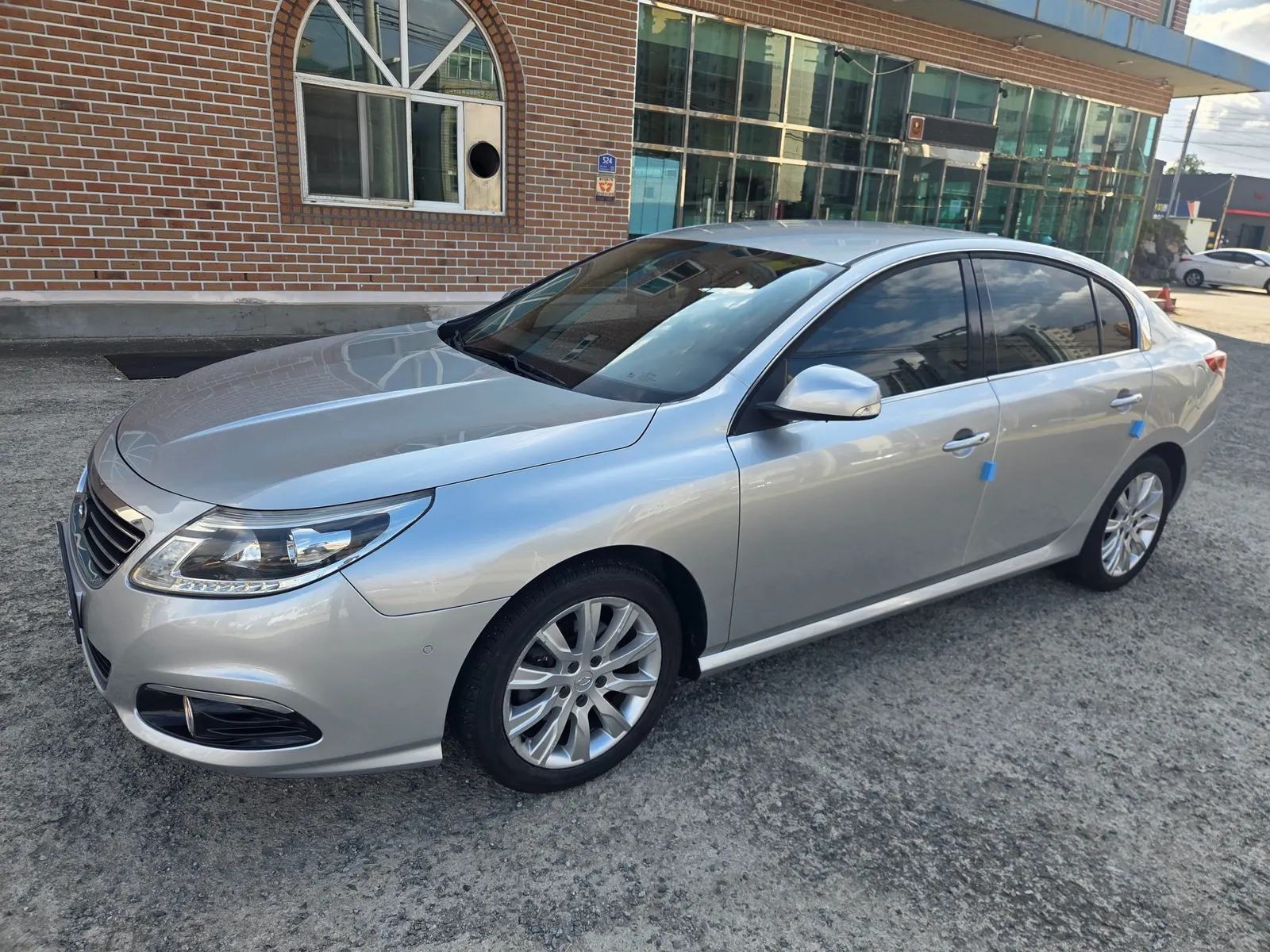 Renault Korea SM5 LPLi LE 2013 3/5