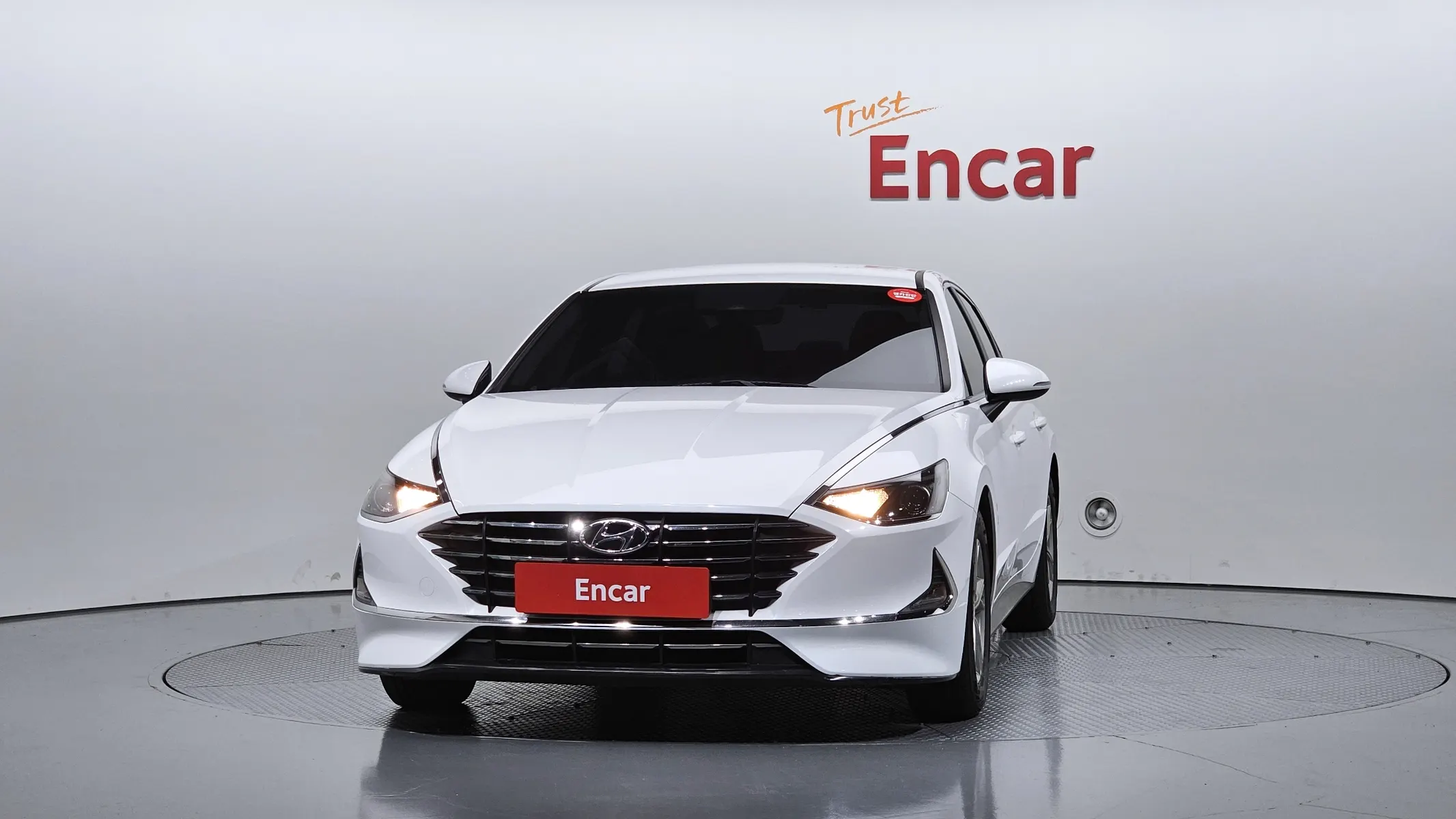 Hyundai (DN8) 2.0 LPG() 2019 2/5