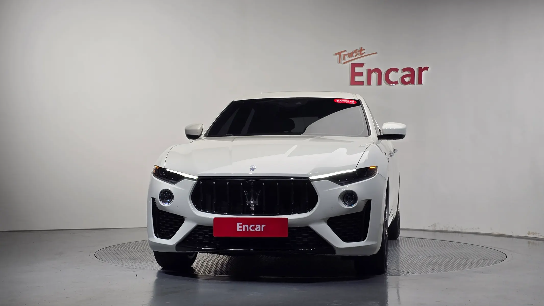 Maserati 르반떼 3.0 S AWD 2023 2/5