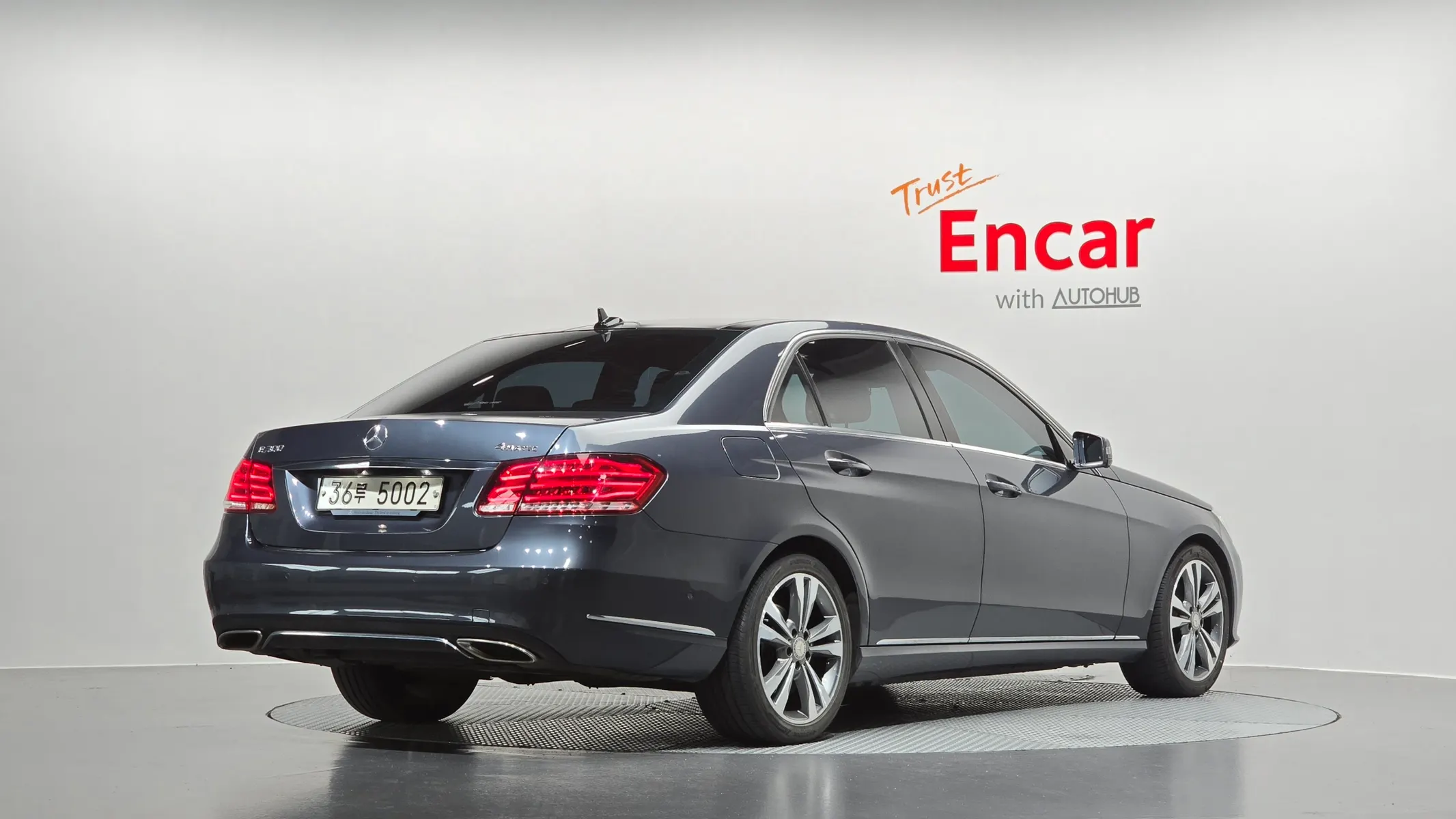 Mercedes-Benz E-Class W212 E300 4MATIC 2015 2/21