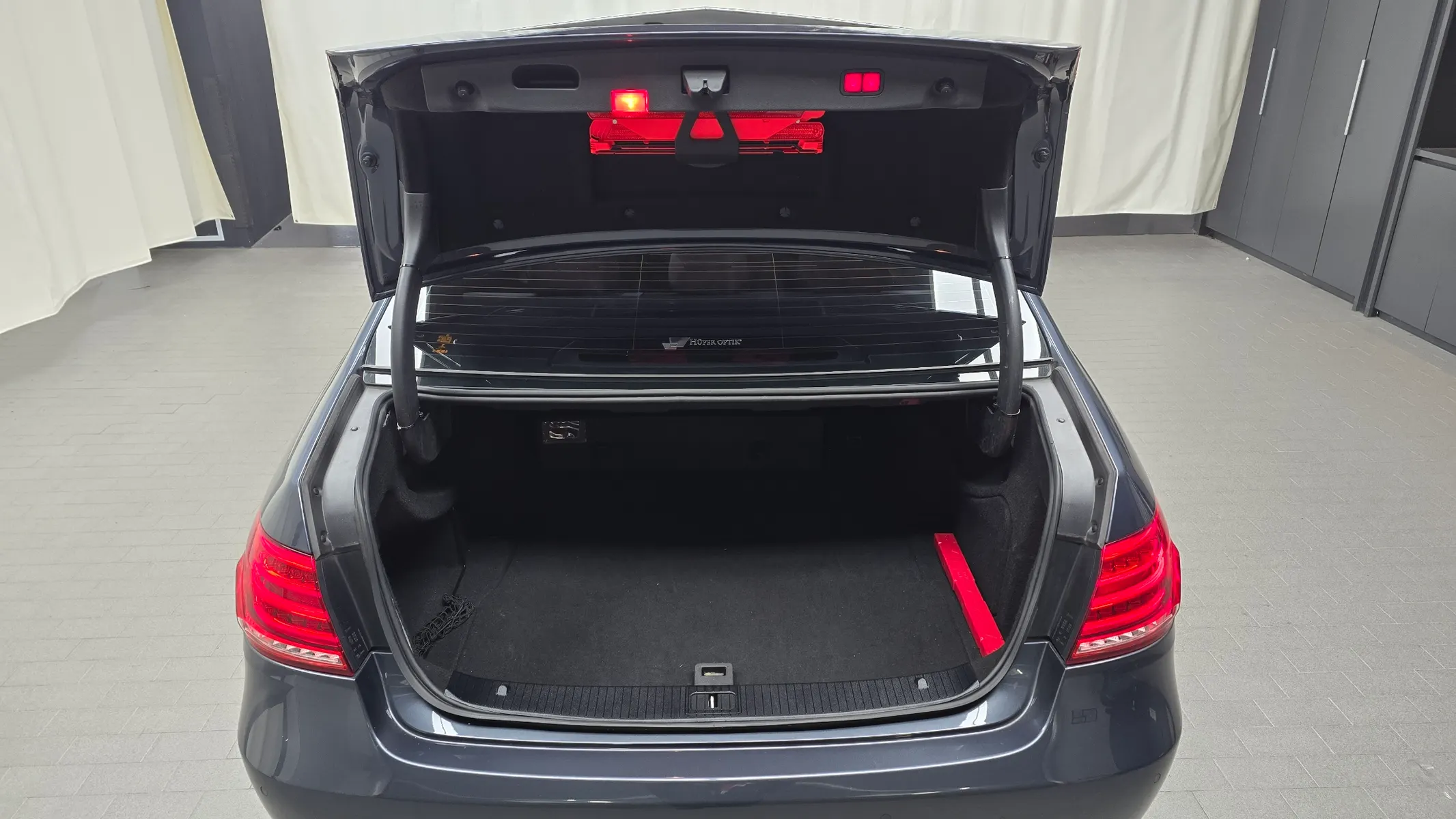 Mercedes-Benz E-Class W212 E300 4MATIC 2015 20/21