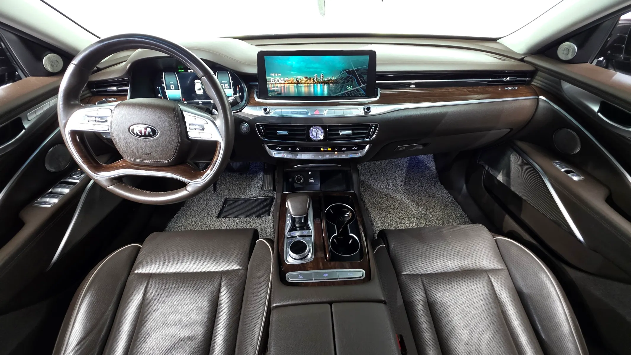 Kia K9 3.3 T-GDI AWD 2018 4/5