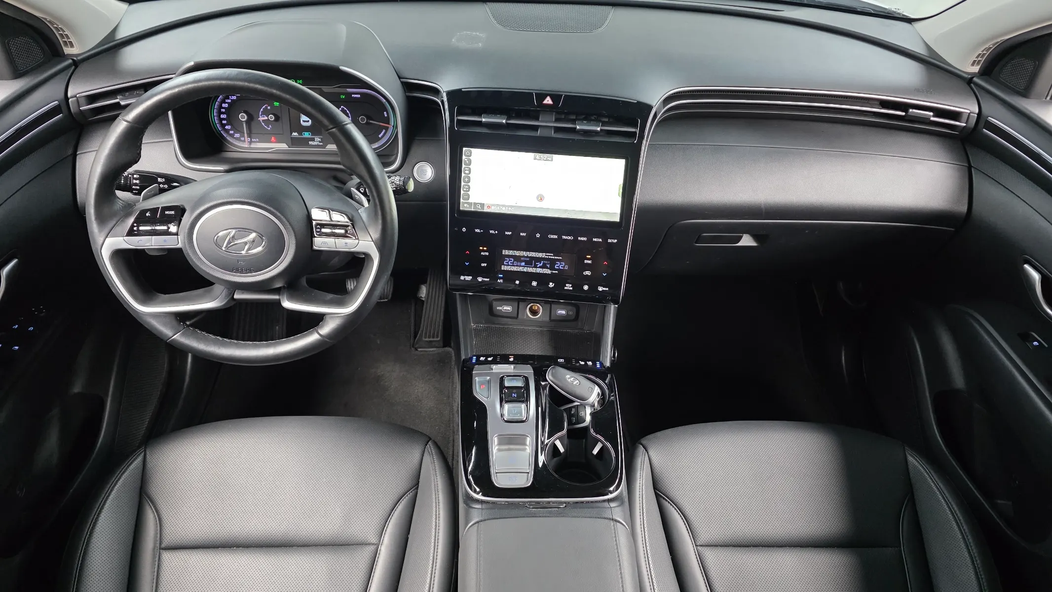 Hyundai (NX4) 2WD 2023 4/5