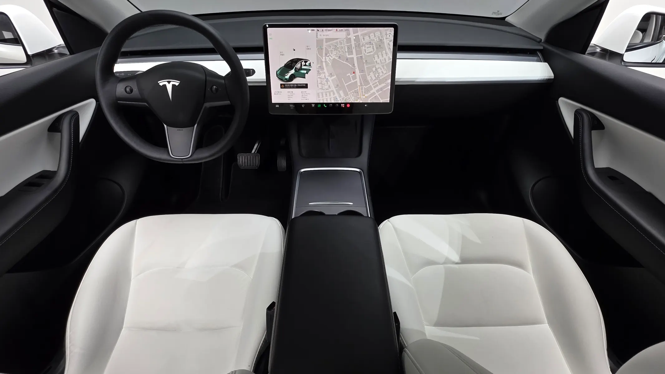 Tesla Y RWD 2021 4/5