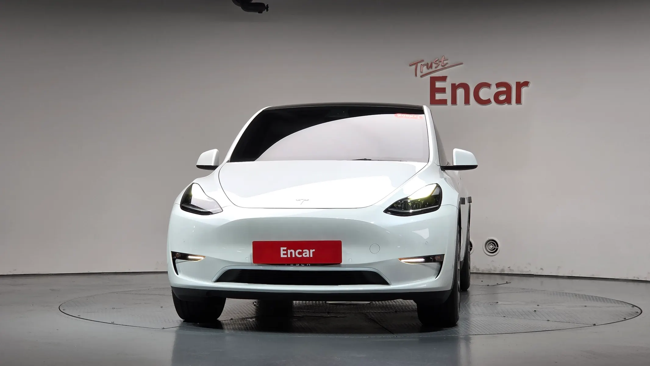 Tesla Y RWD 2021 2/5