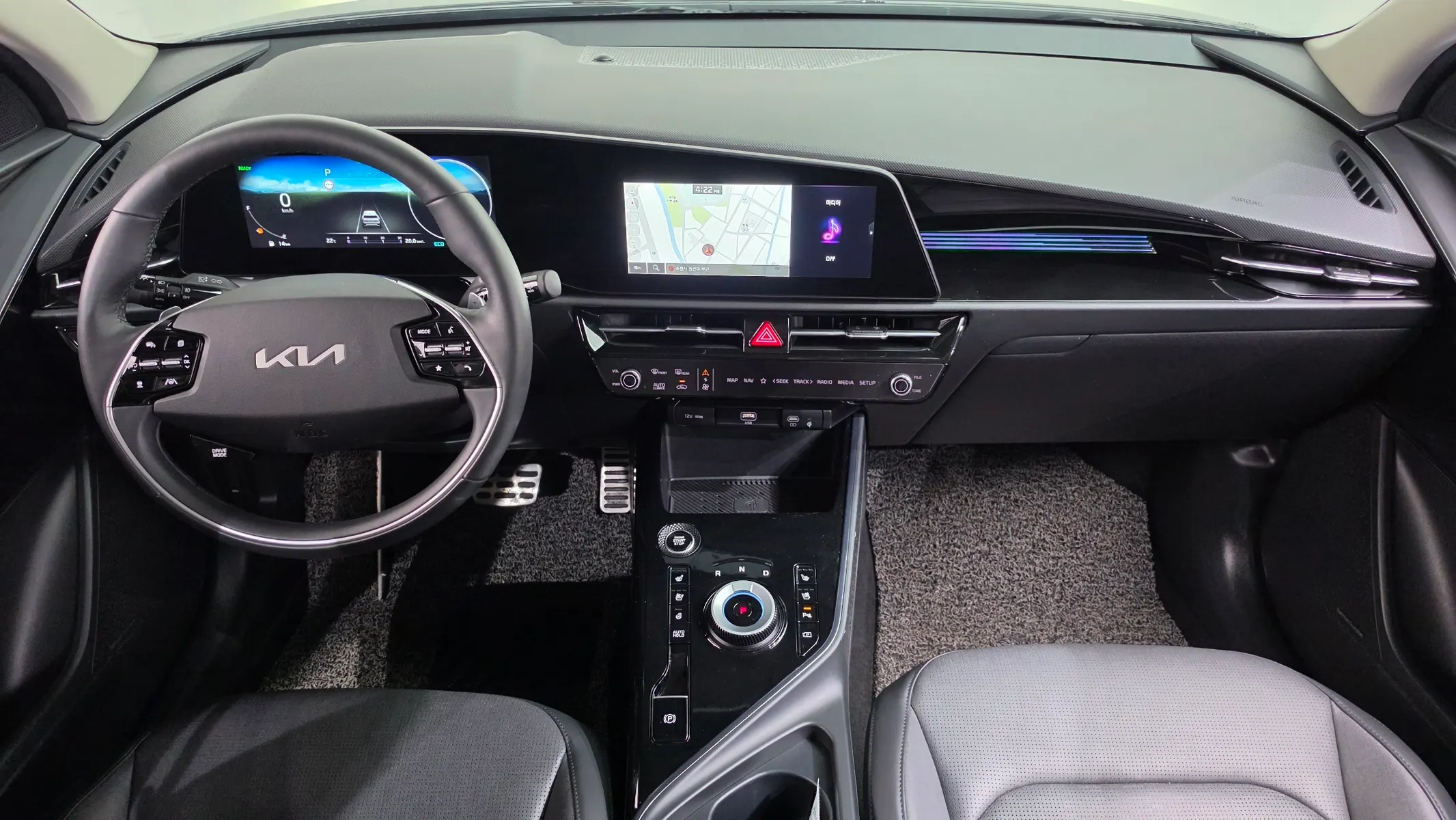 Kia 디 니로 2022 4/5